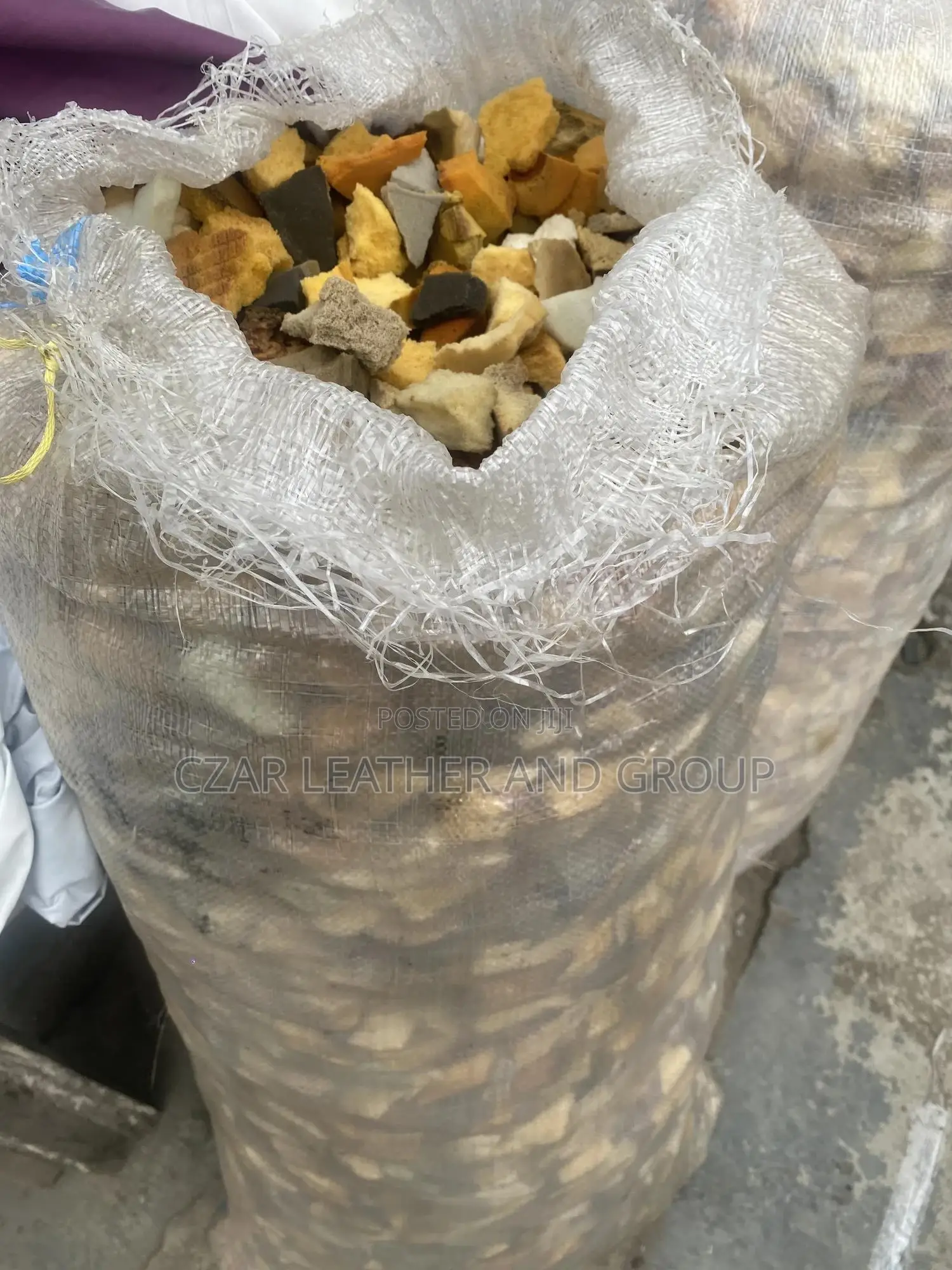 Hand Cut Machine Cut Orthopedic Shredded Lasting Foam Crumbs Stuffing