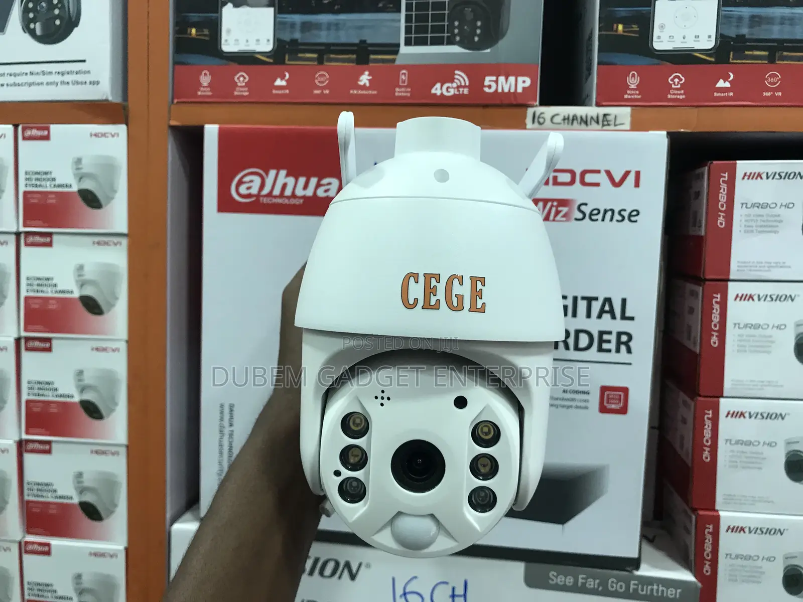 Ubox Single Lens Solar PTZ Camera 5mp