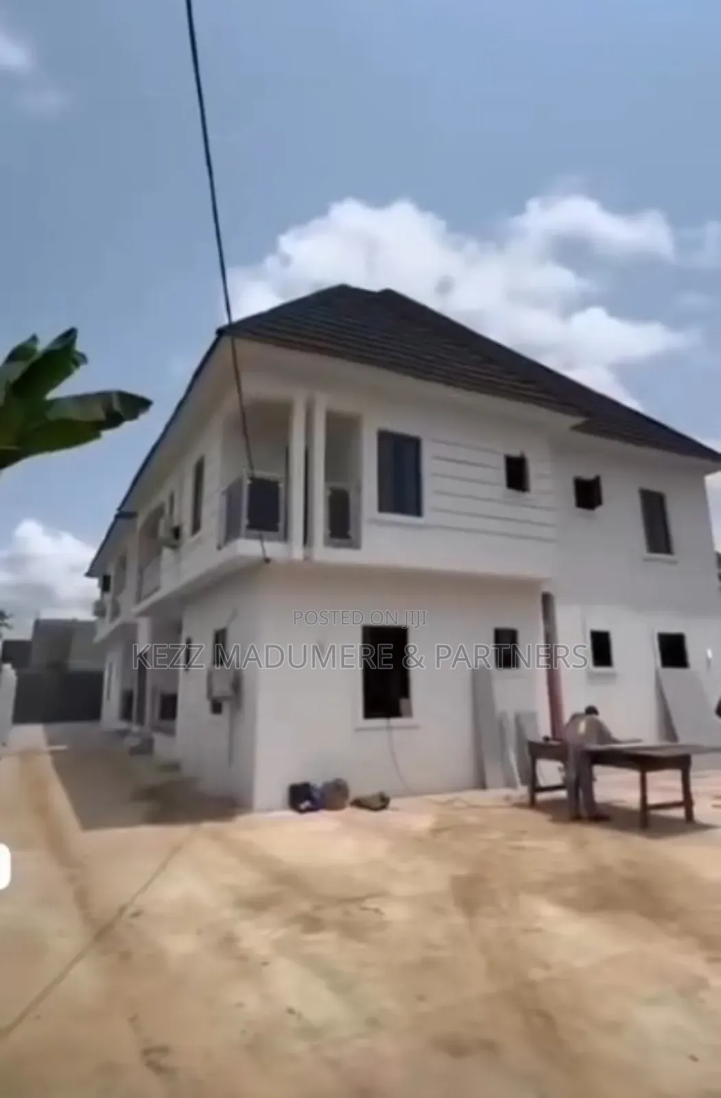 4bdrm Block of Flats in Sars Road , Port for sale