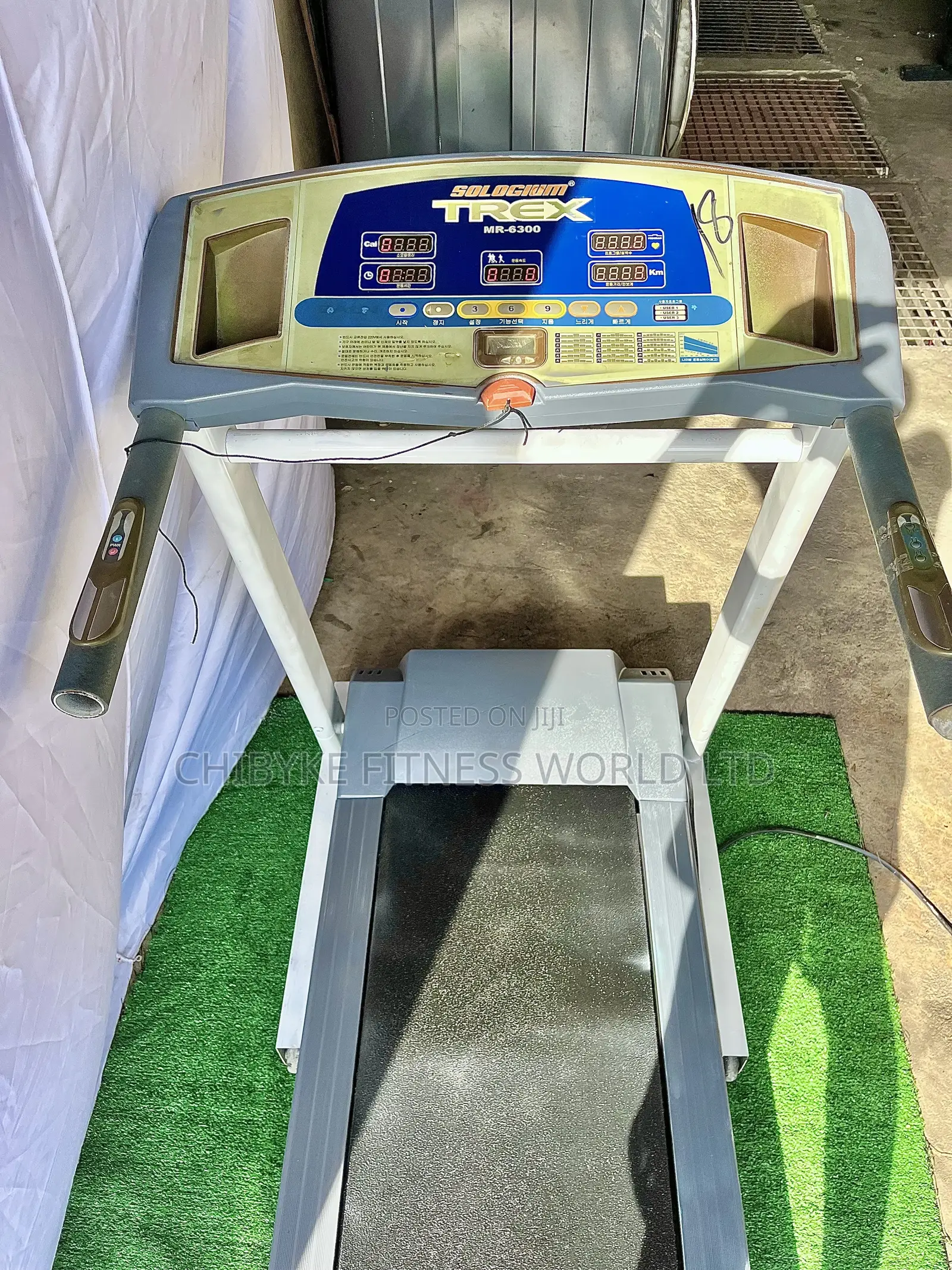 3.5hp Korean Treadmill With Heart Rate Sensor
