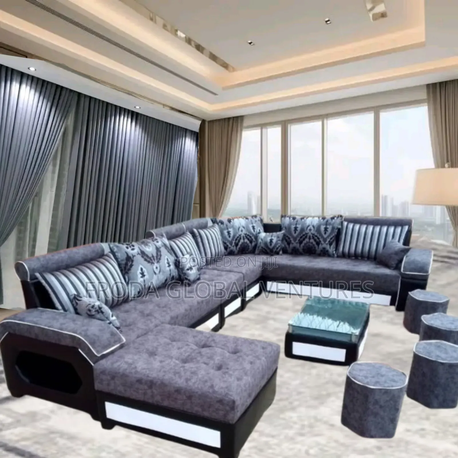U-Shaped,9 Seaters Sofa Chairs With Table and Stools.
