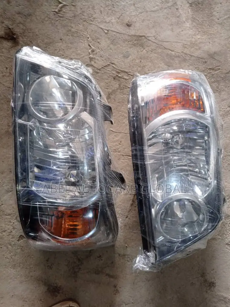 Headlamp for Toyota Highlander 2005 Model