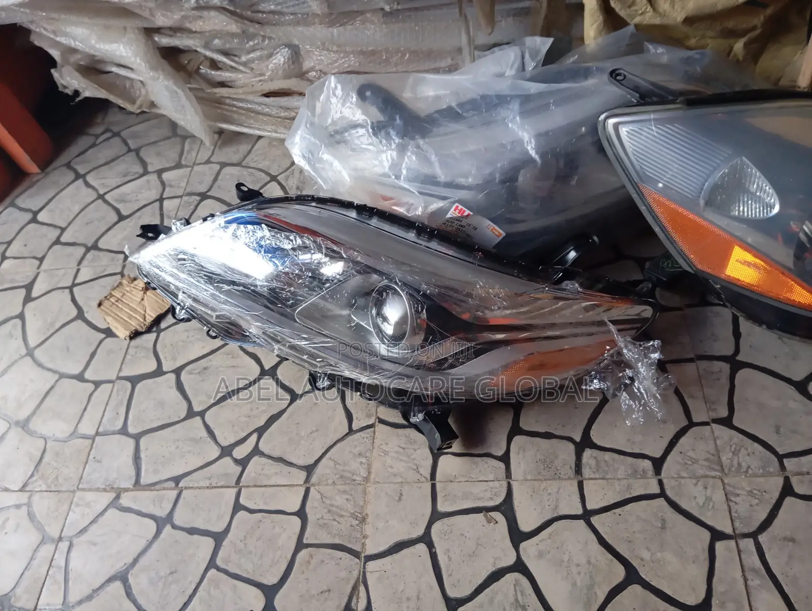 Headlamp for Toyota Sienna 2018 Model