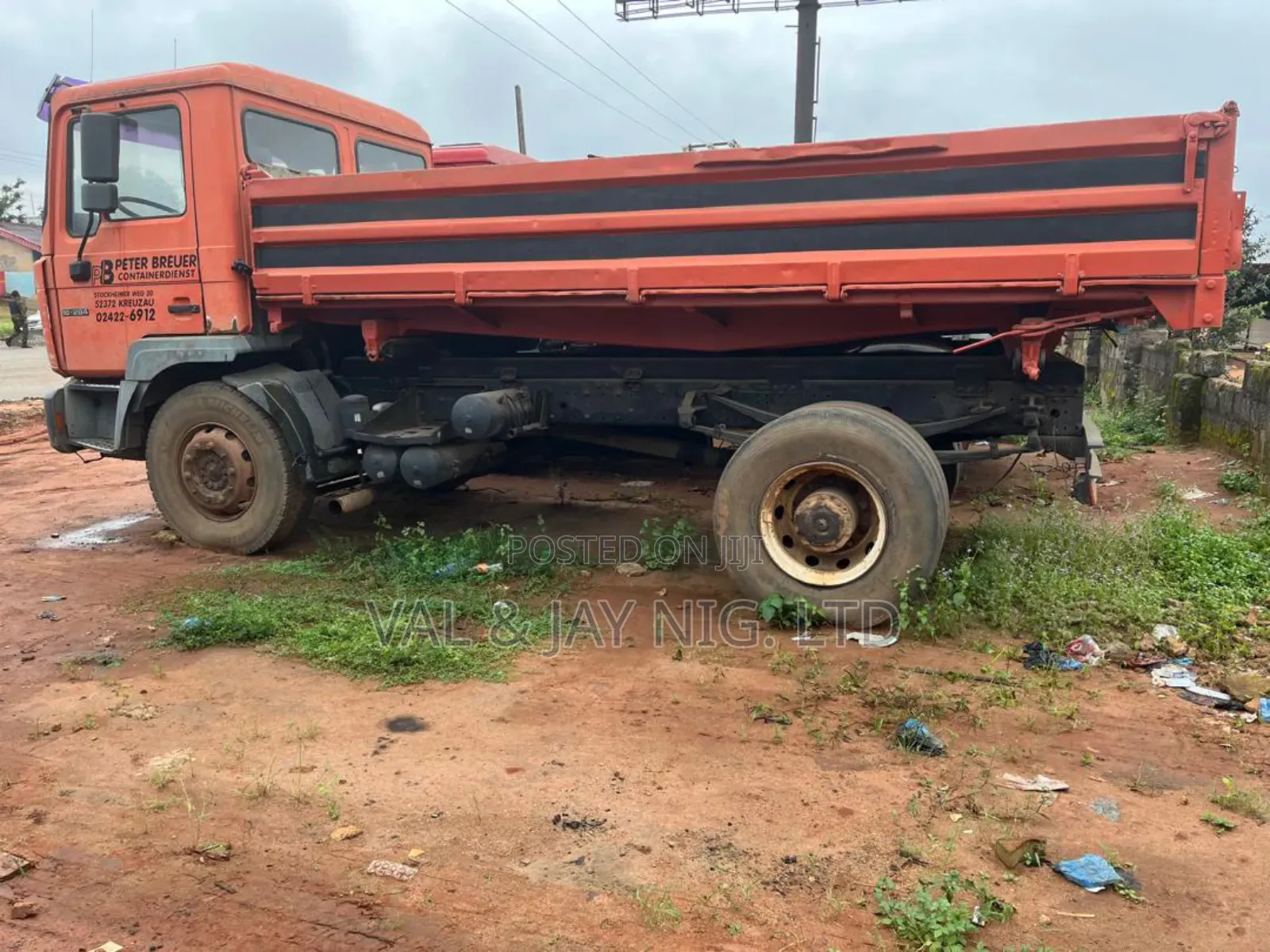 Man Diesel Commander Tipper Truck - 6 Tyres - Foreign Use