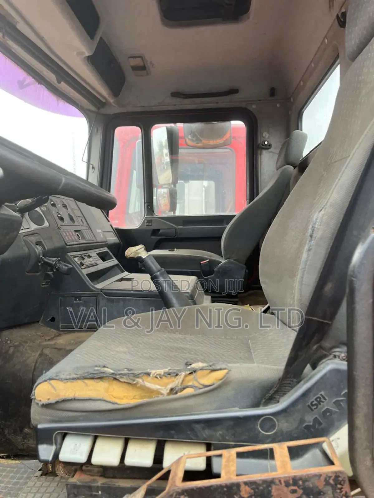 Man Diesel Commander Tipper Truck - 6 Tyres - Foreign Use