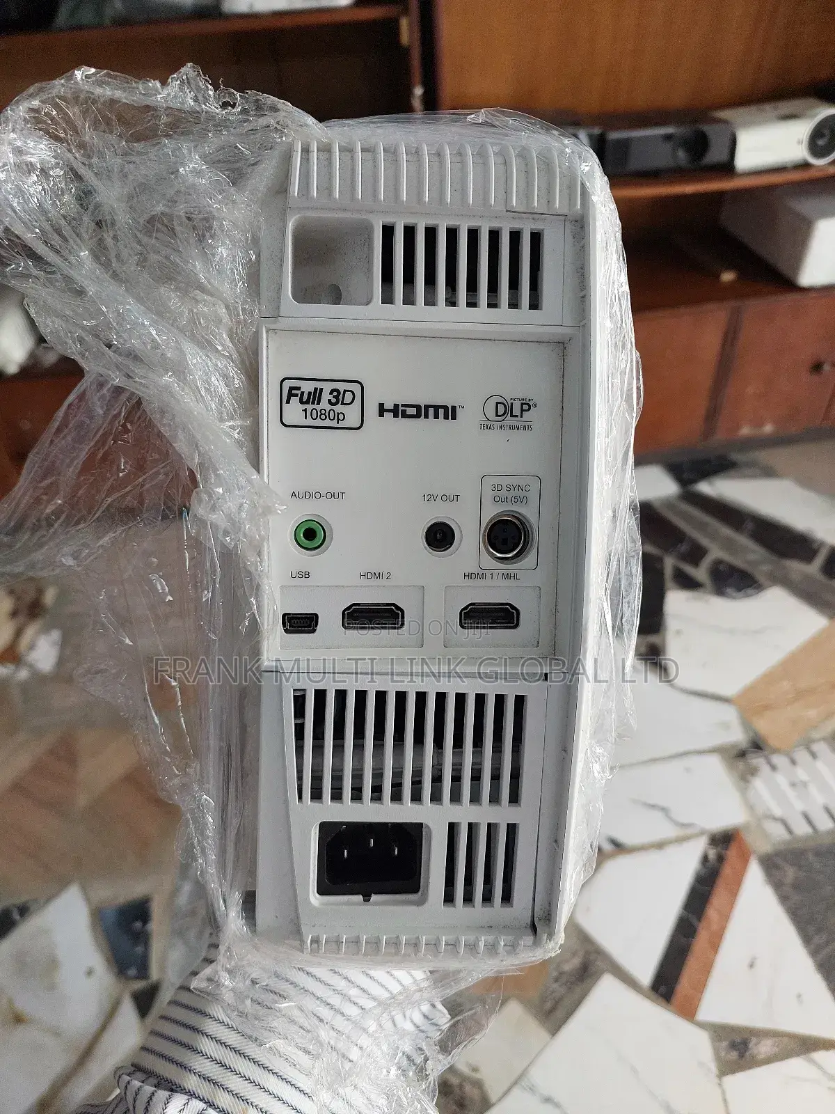 Optoma Short Throw Projector