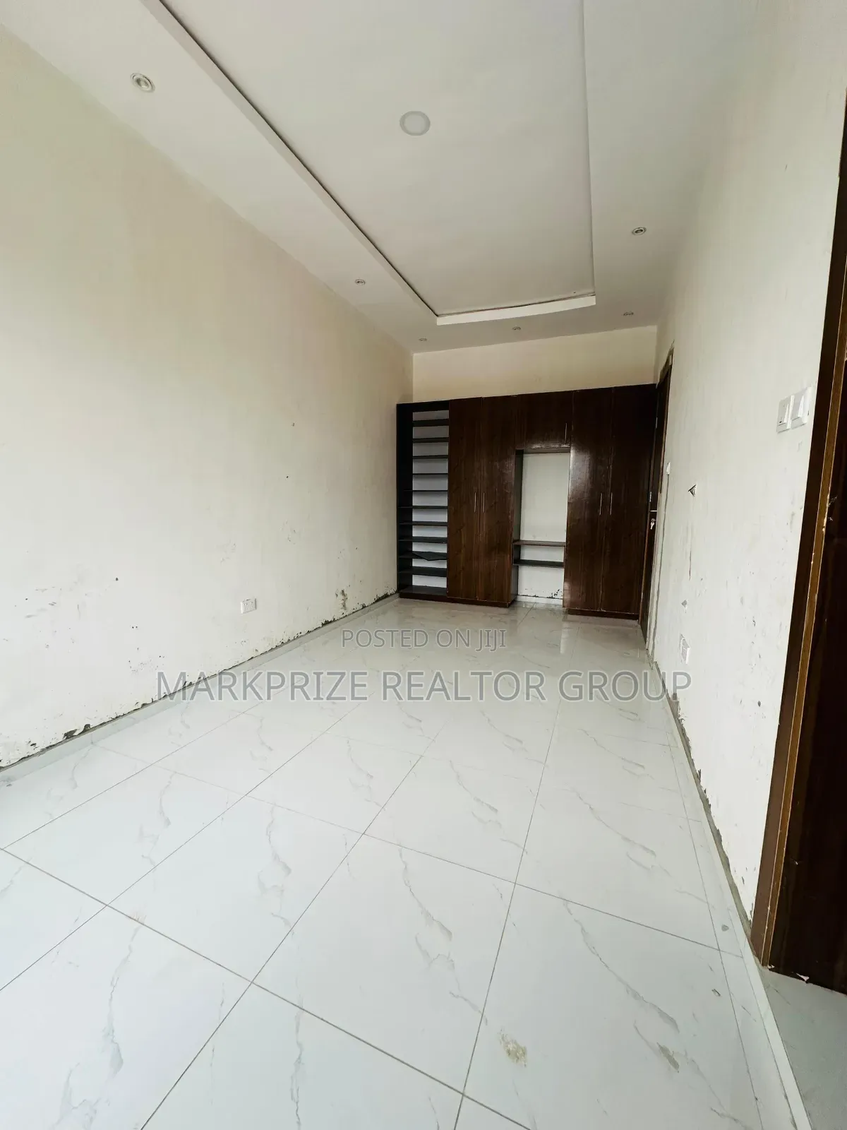 4bdrm Duplex in Ogba Lagos for sale