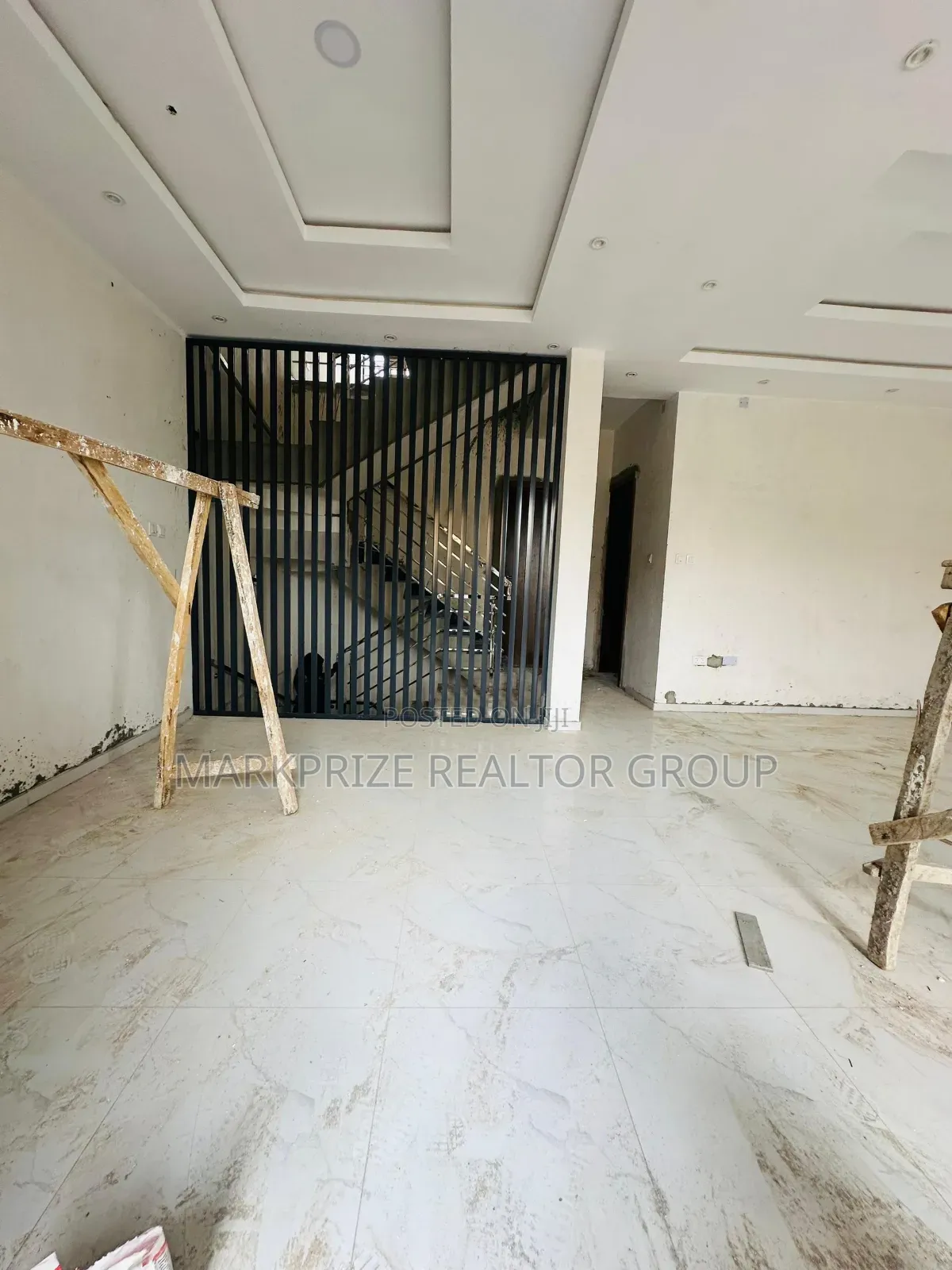 4bdrm Duplex in Ogba Lagos for sale
