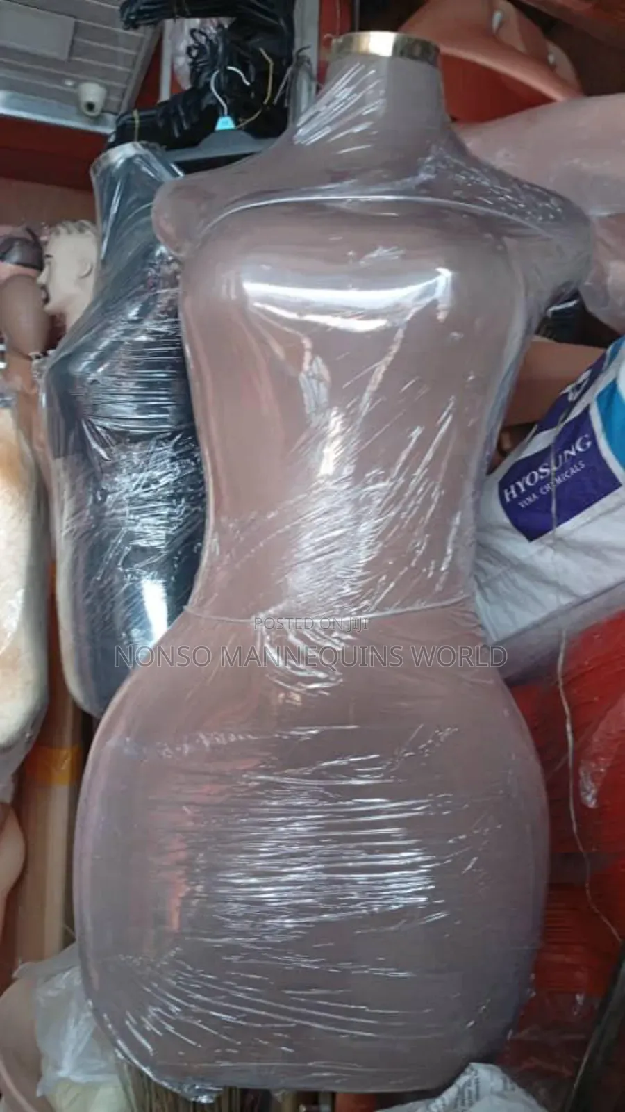 Size 12 Partially Pinnable Female Dress From With Metal Base