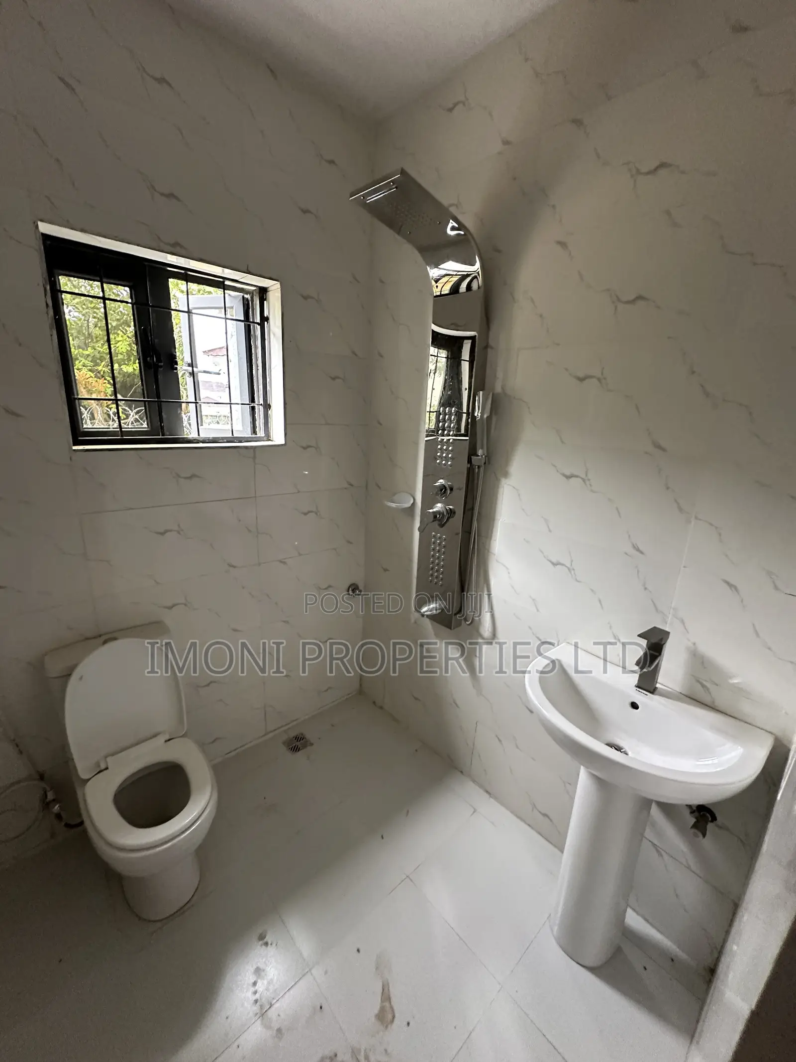 4bdrm Duplex in Palm Beach Estate, Ushafa for sale