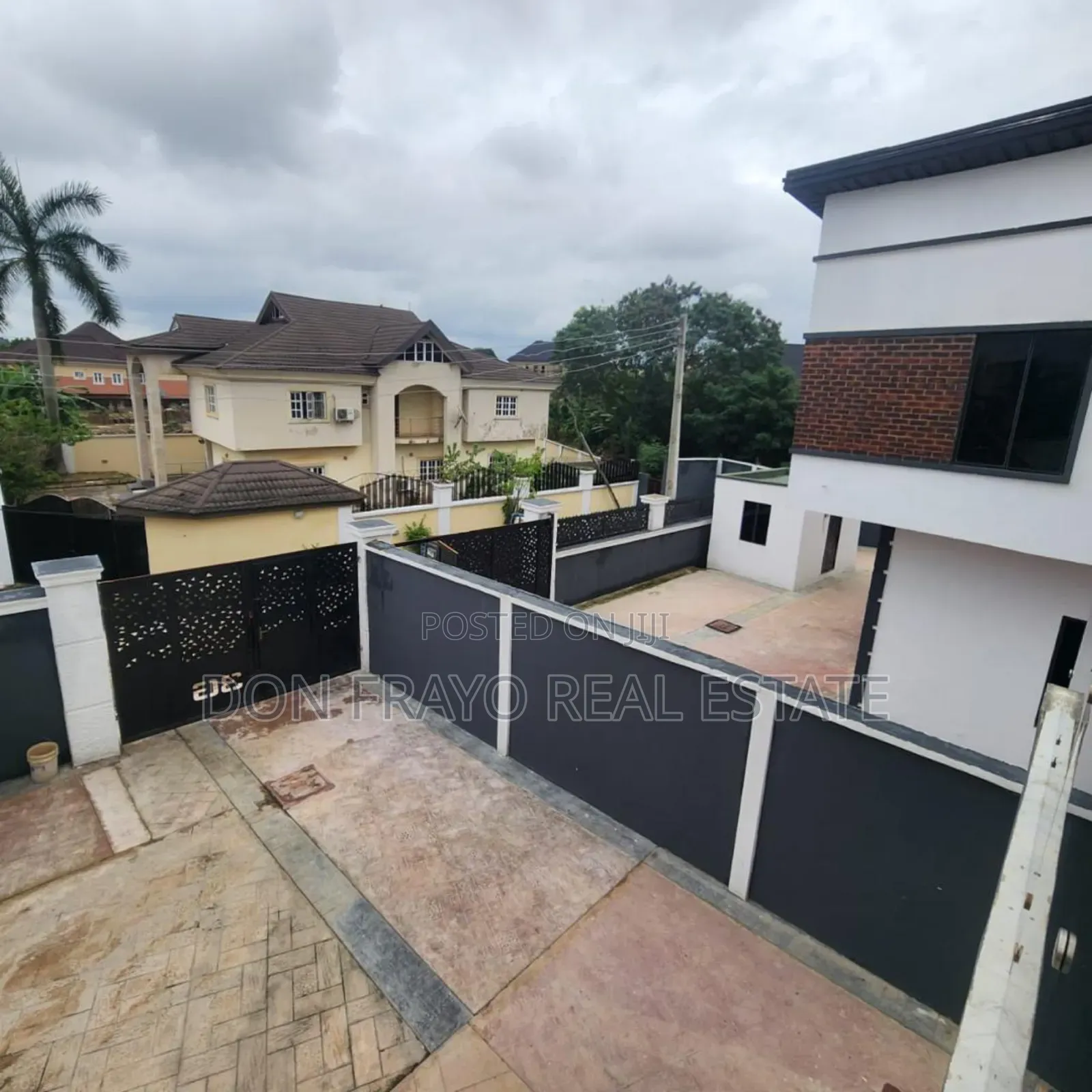 4bdrm Duplex in Ikolaba Main Estate, Agodi for sale