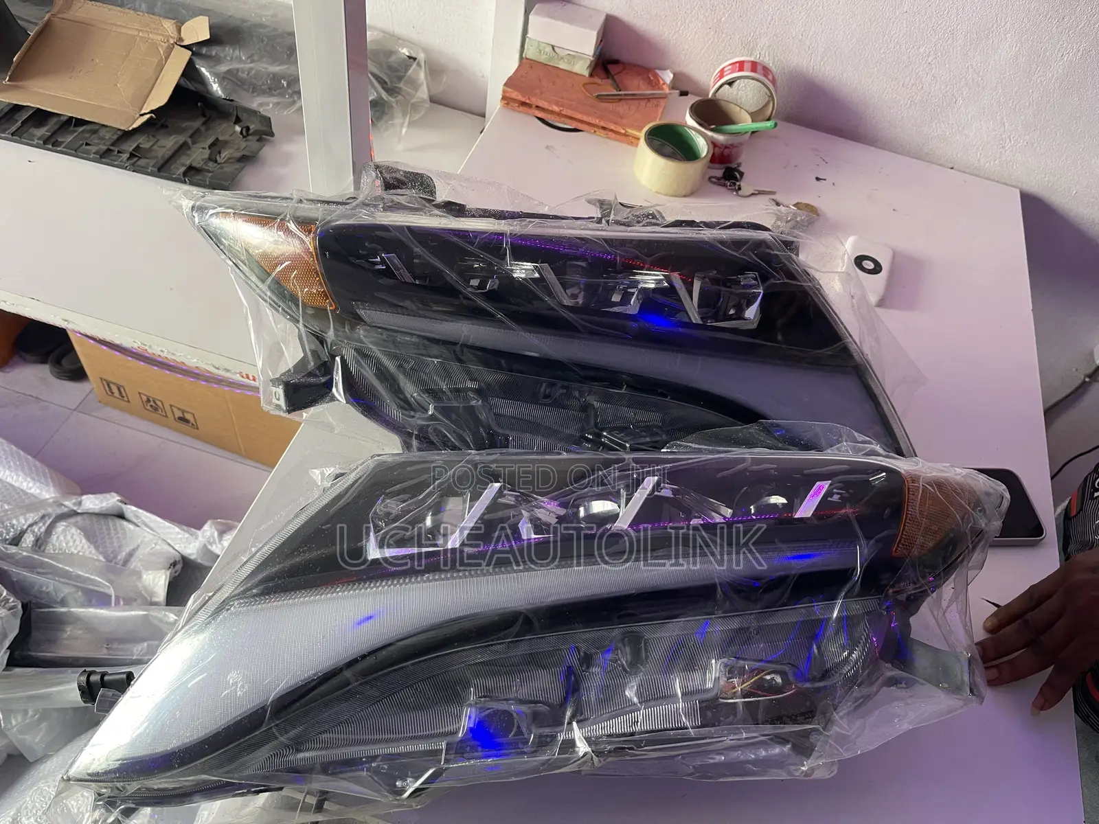 Toyota Venza 2010-15 Upgraded 3touch Headlight Available