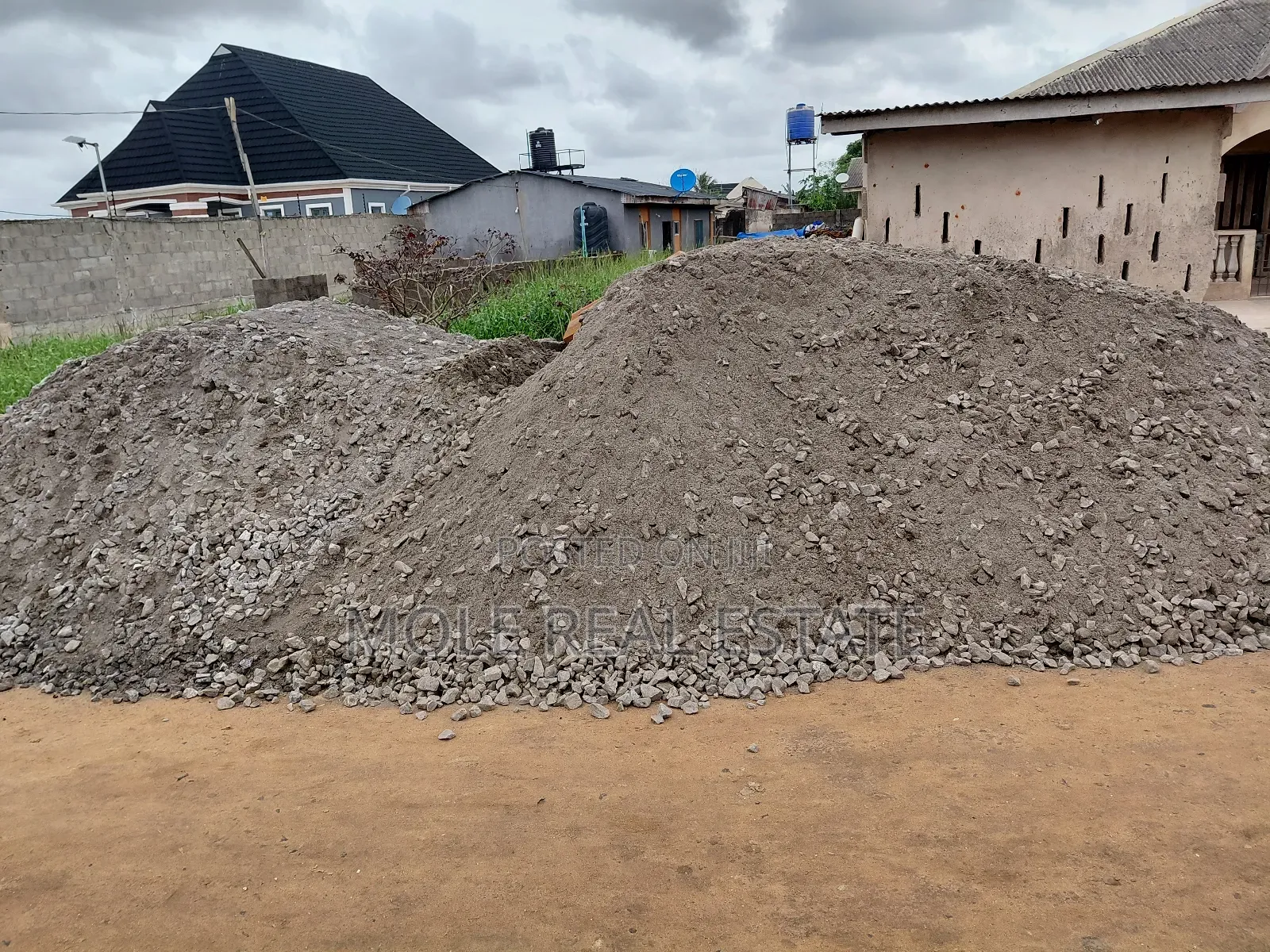 Half Plots Dwarf Fence Ijegun Ijegemo 4 Sale New Highway