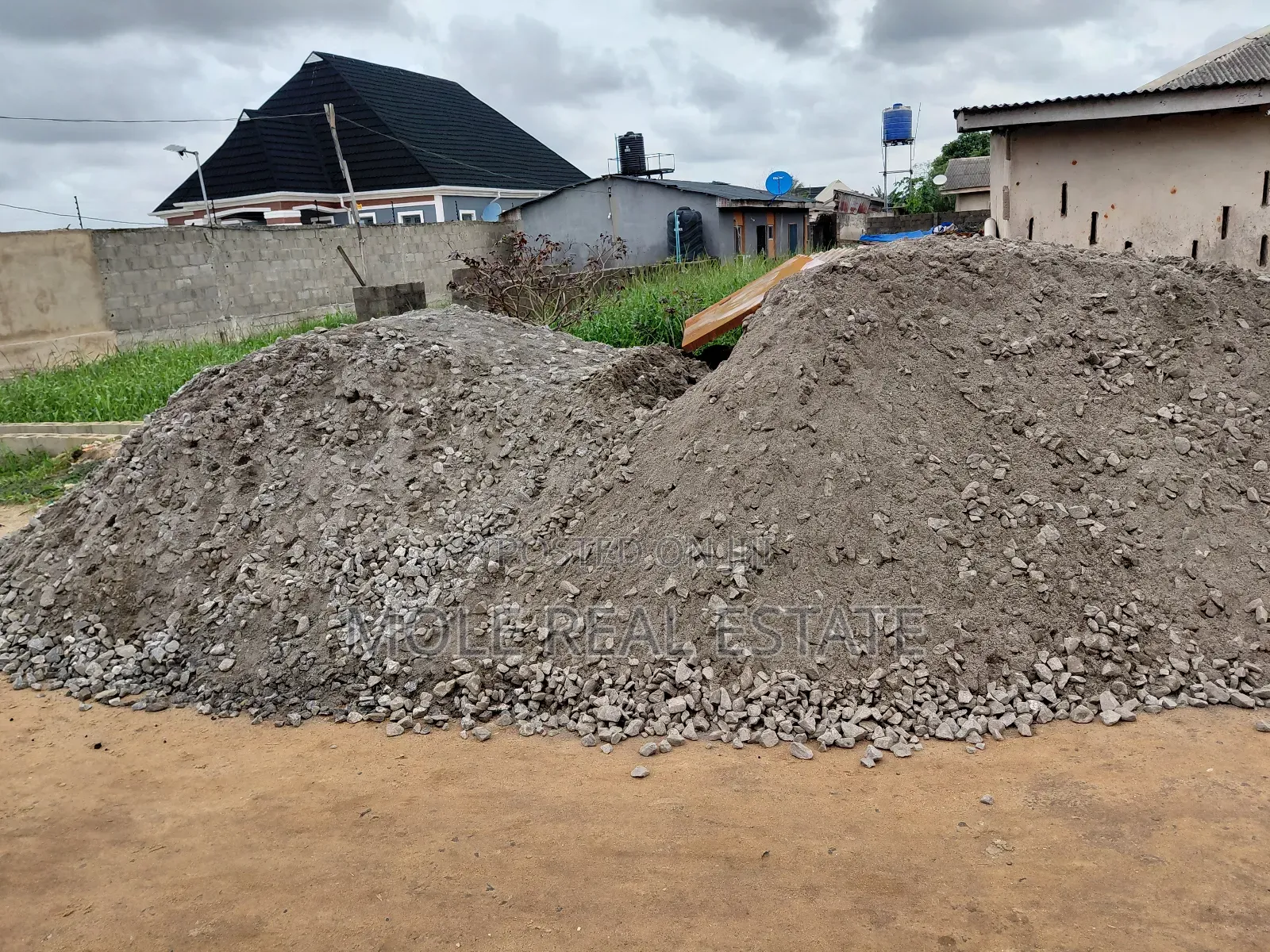 Half Plots Dwarf Fence Ijegun Ijegemo 4 Sale New Highway
