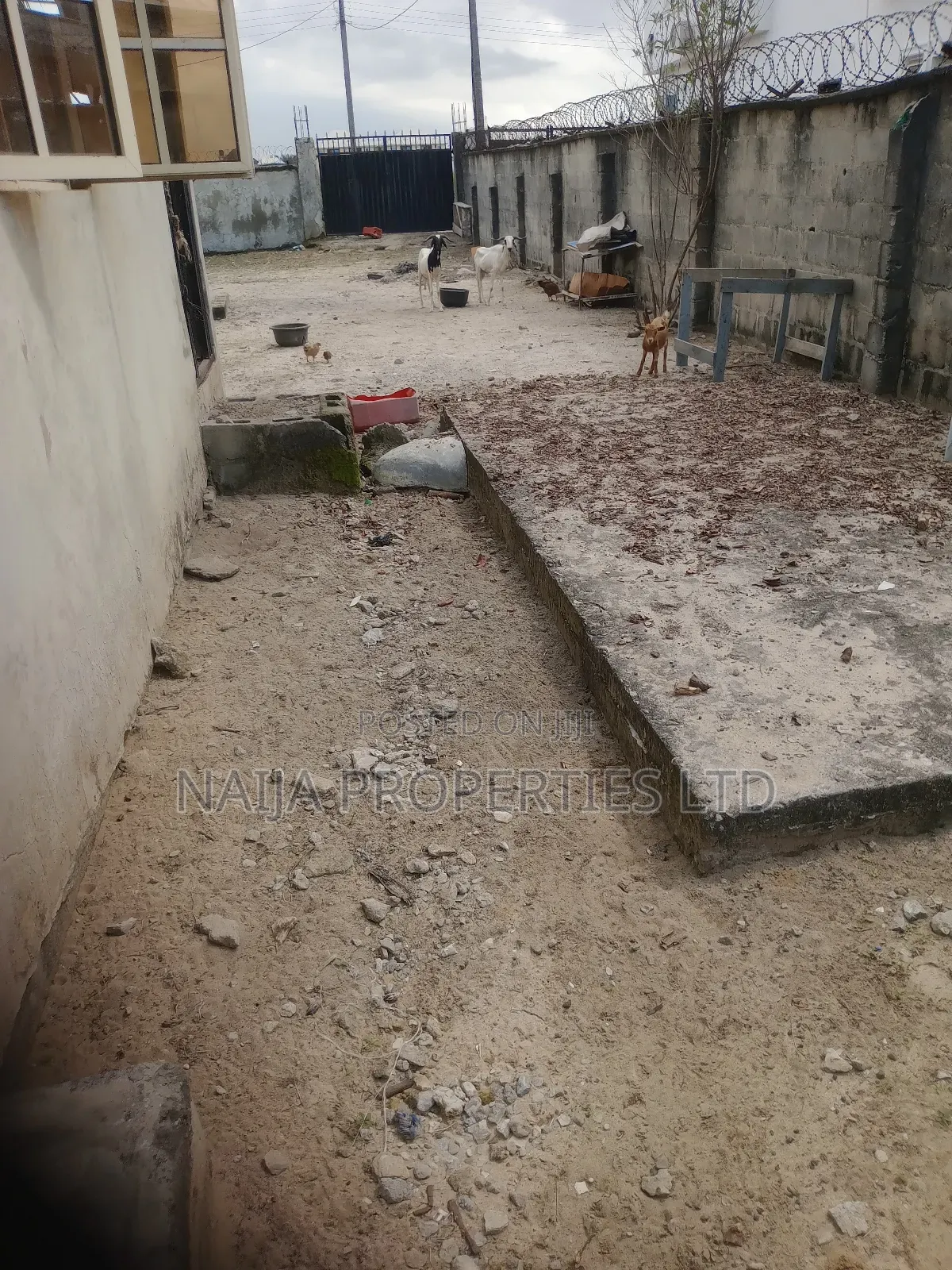 2bdrm Bungalow in Fidiso, Abijo for sale