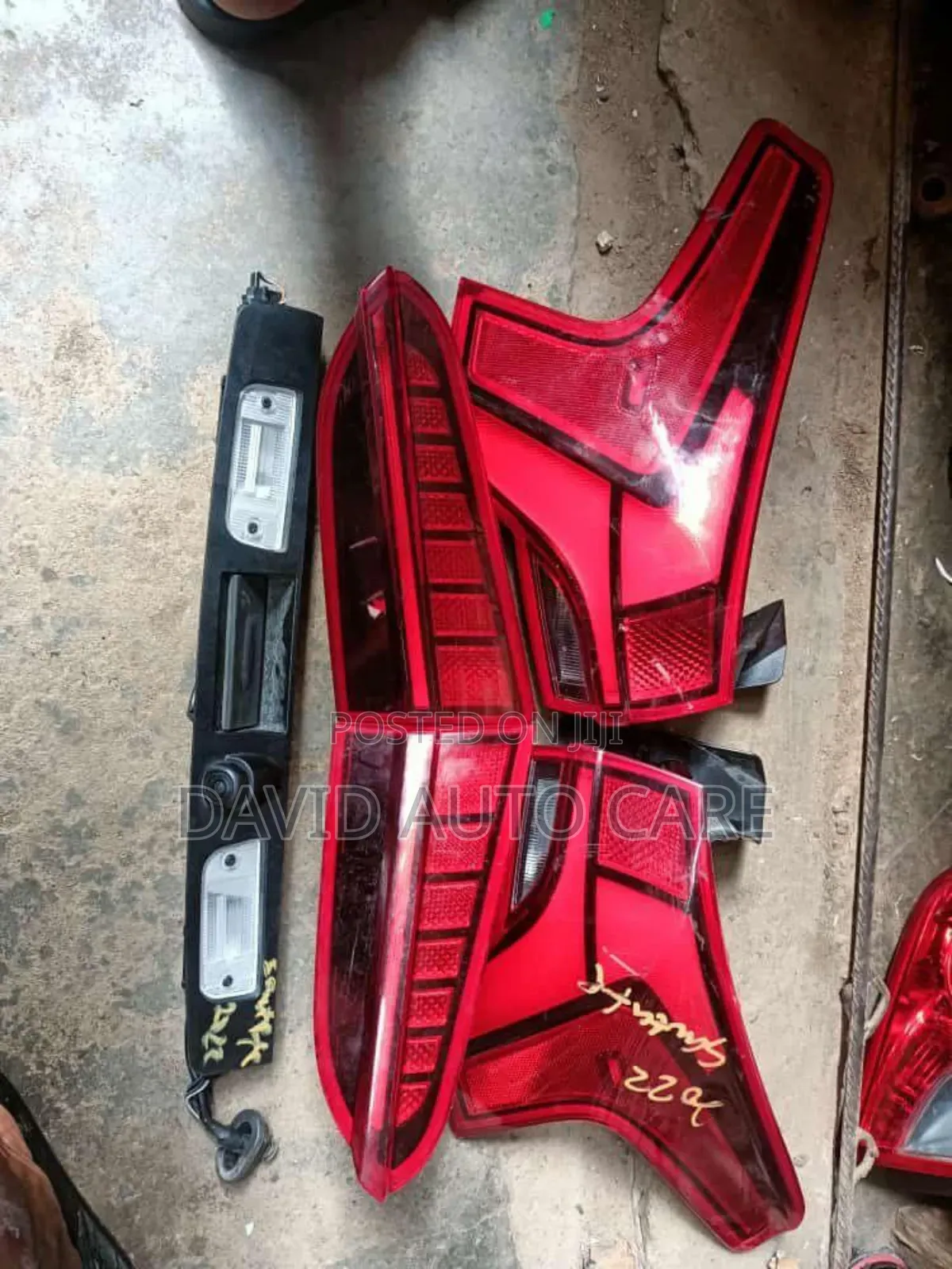 Boot Light Hyundai Santafe 2022 Available