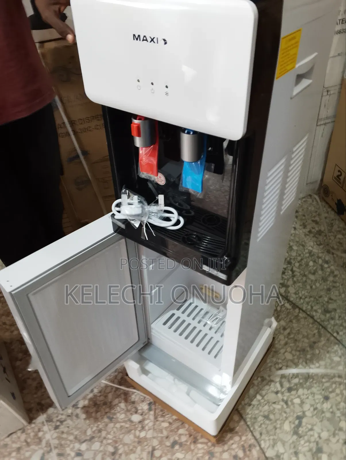 Maxi Water Dispenser With Fridge Hi