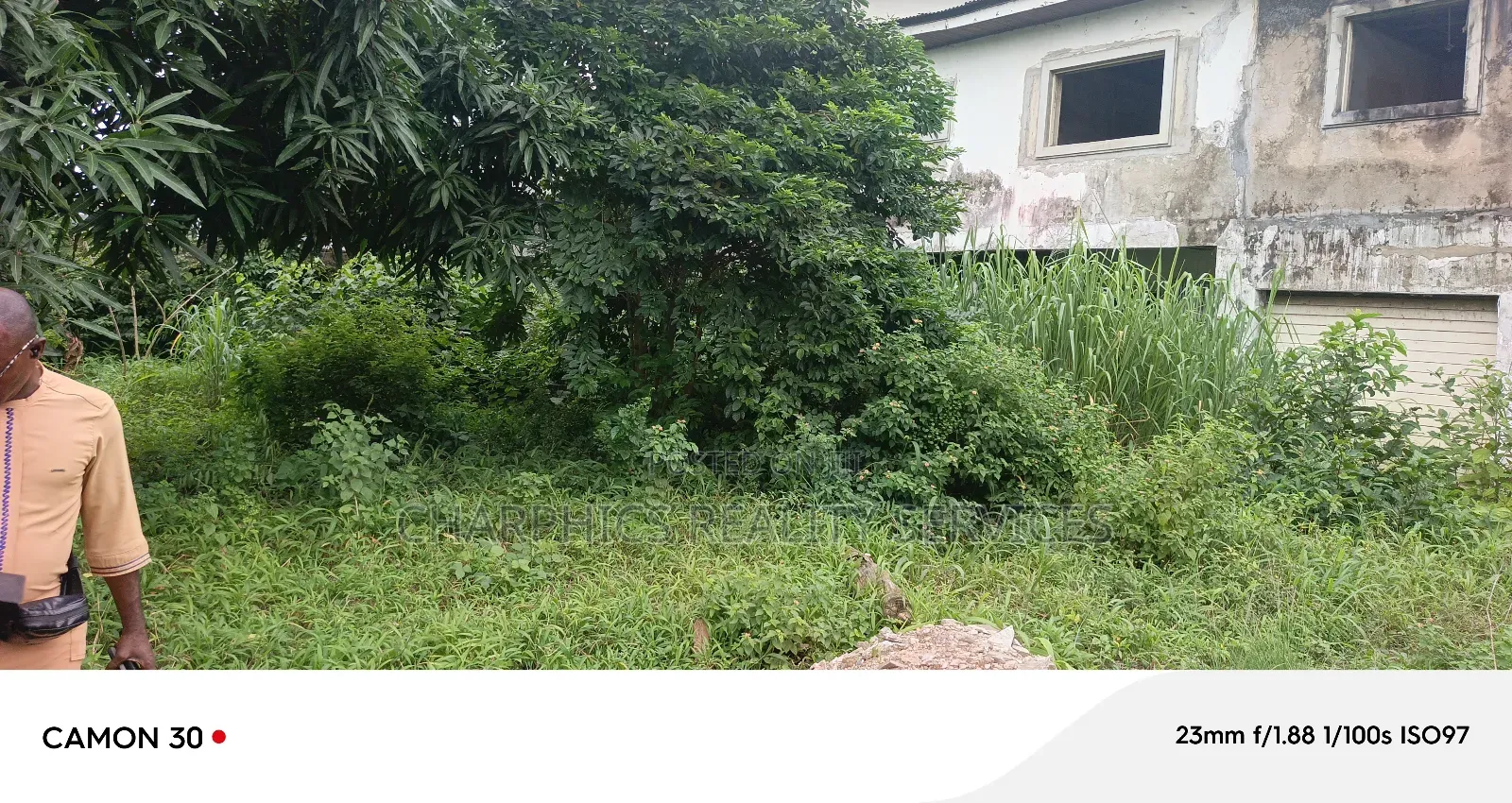 Fenced 2,000sqm of Land at Ikeja Gra