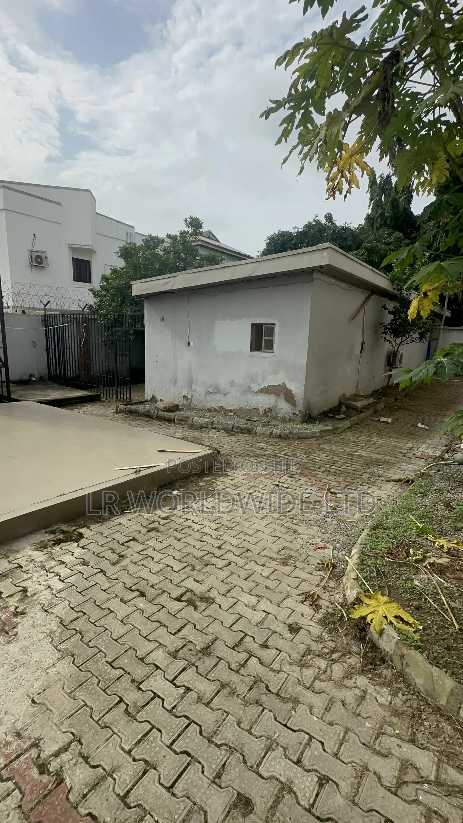 6bdrm Mansion in Maitama for rent