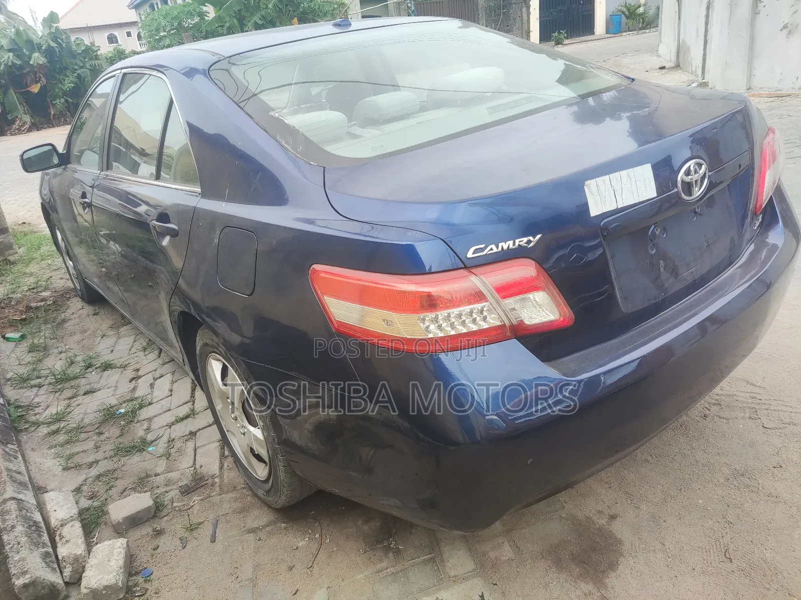 Toyota Camry LE 4dr Sedan (2.5L 4cyl 6AM) 2010 Blue