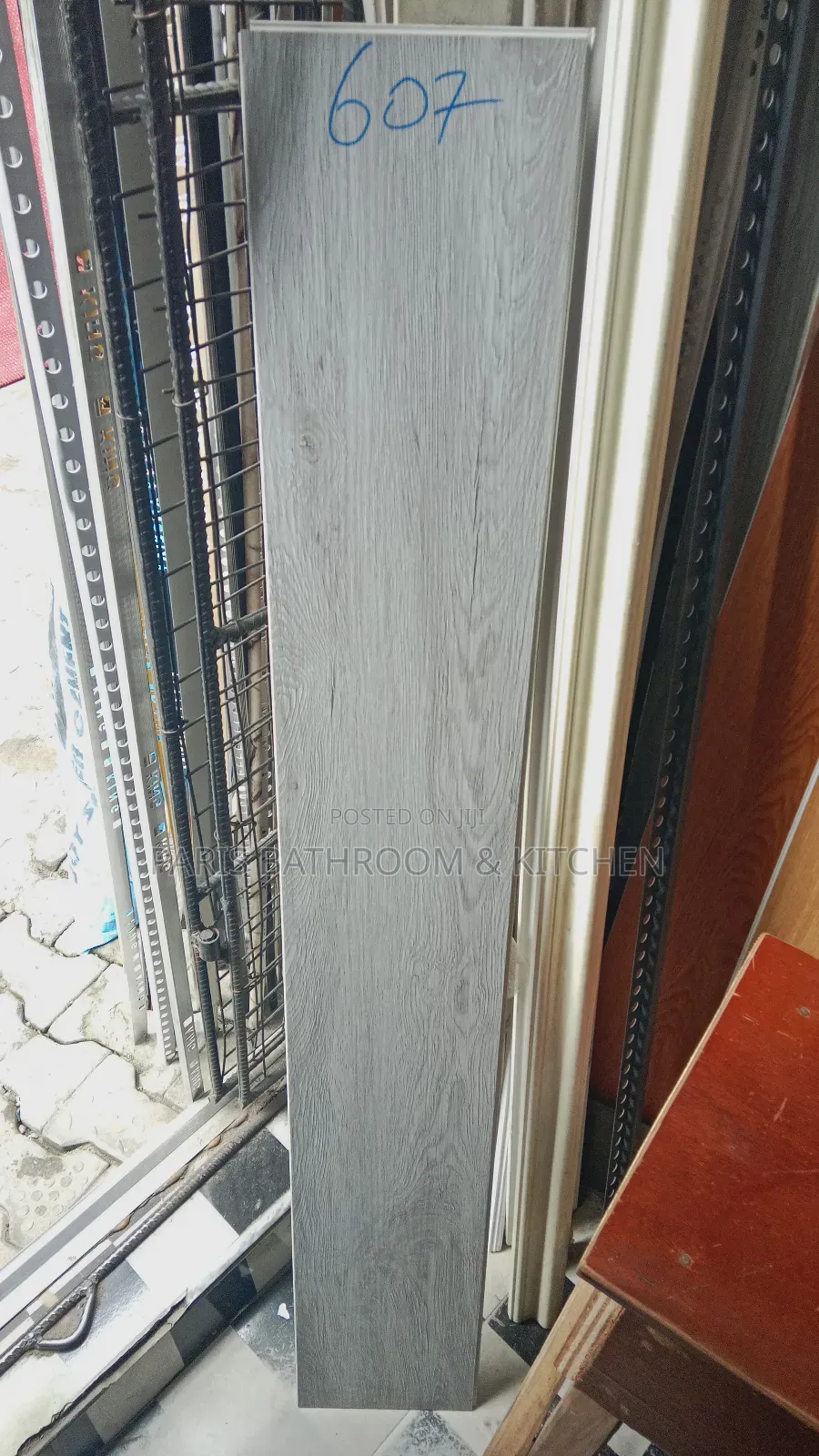 Vinyl SPC Floor Tiles