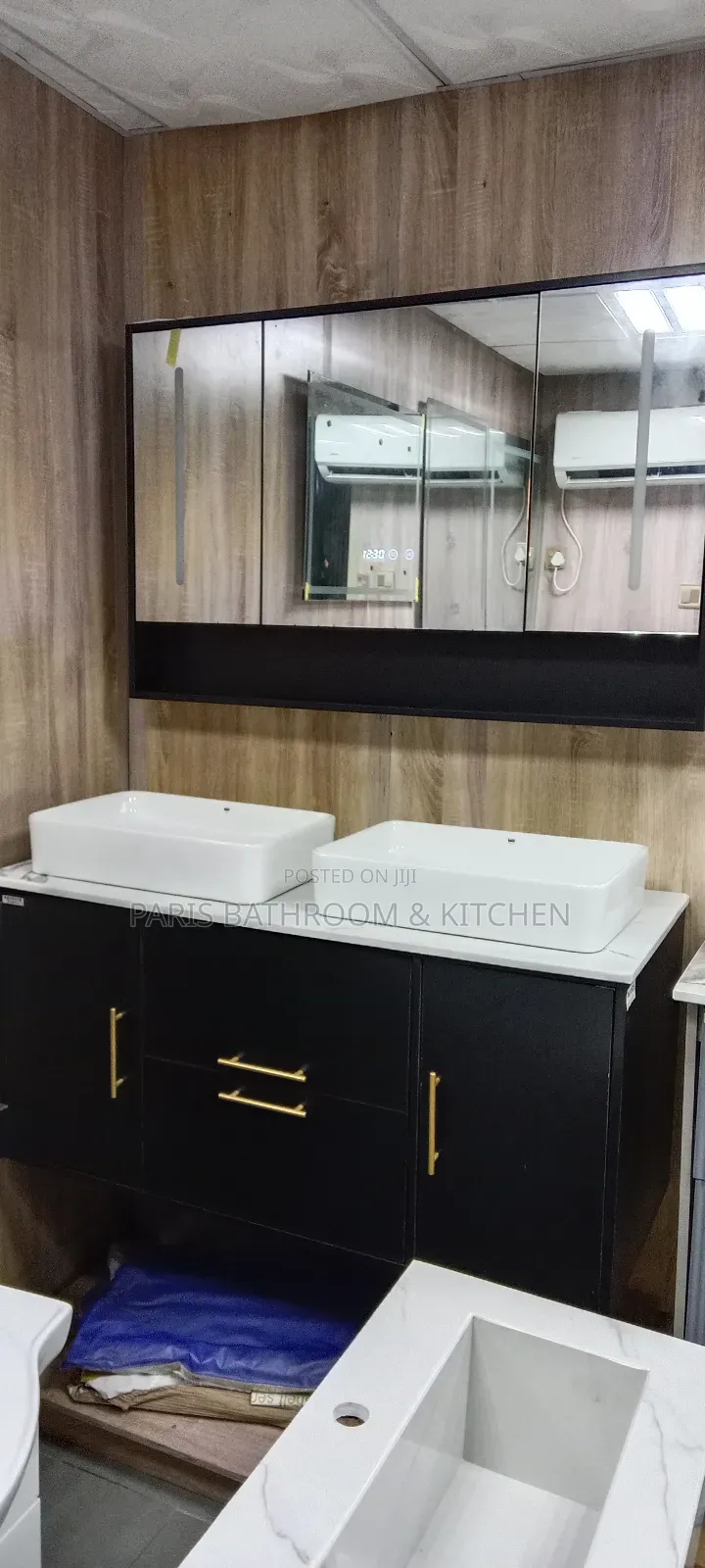Cabinet Basin