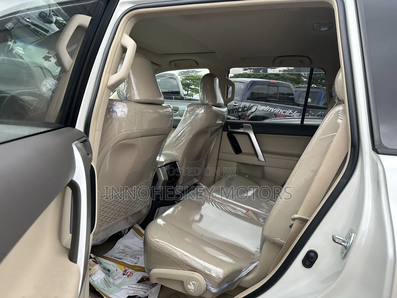 Toyota Land Cruiser Prado 2023 White