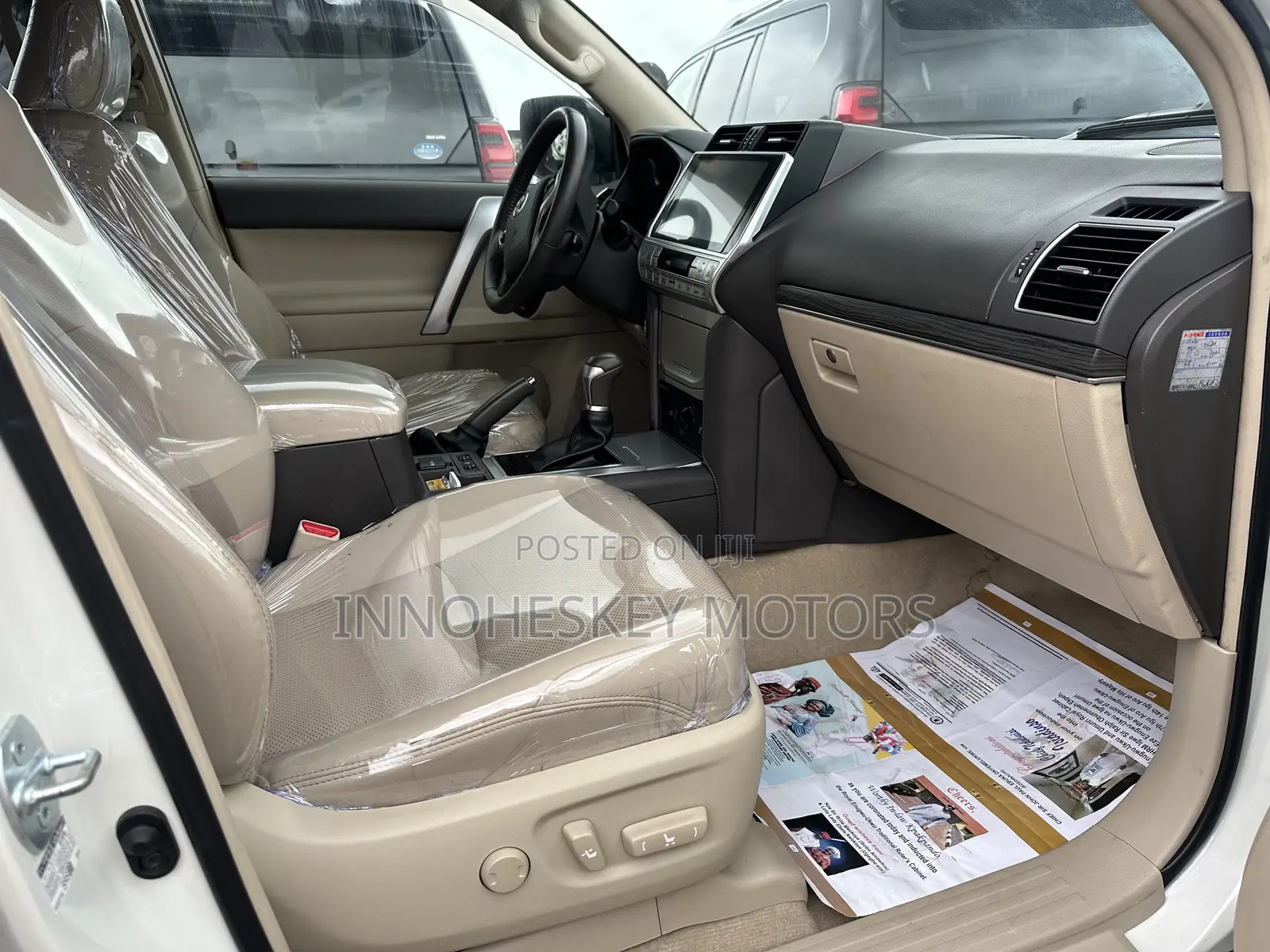 Toyota Land Cruiser Prado 2023 White