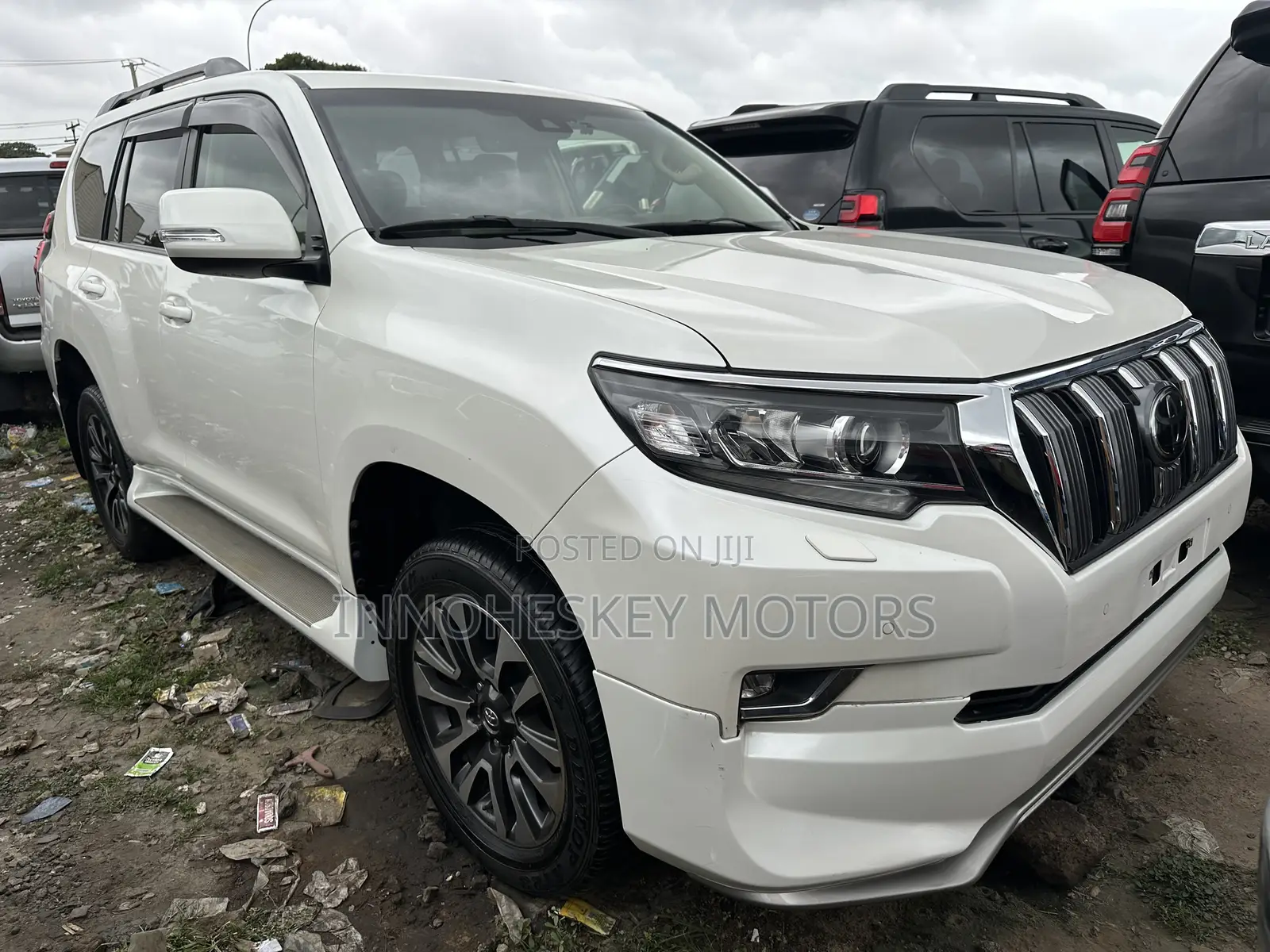 Toyota Land Cruiser Prado 2023 White