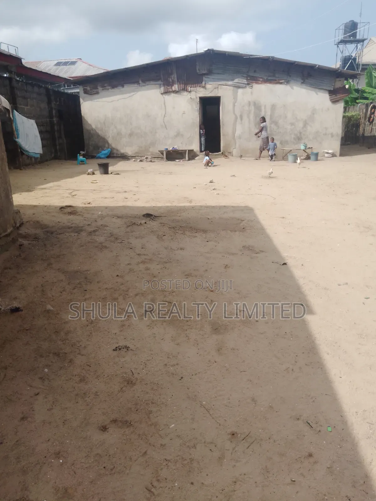 4bdrm House in Okokomaiko for sale