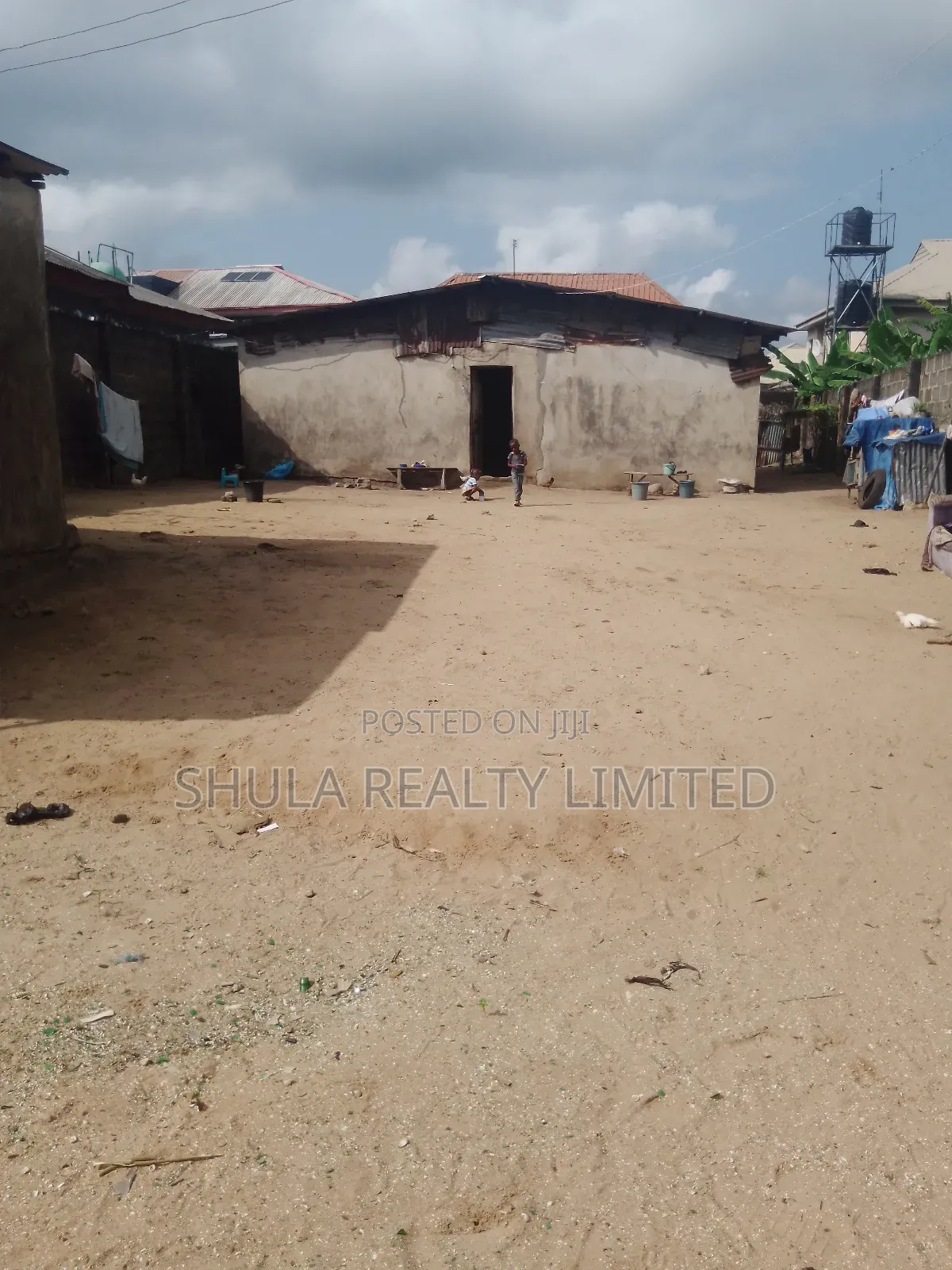 4bdrm House in Okokomaiko for sale