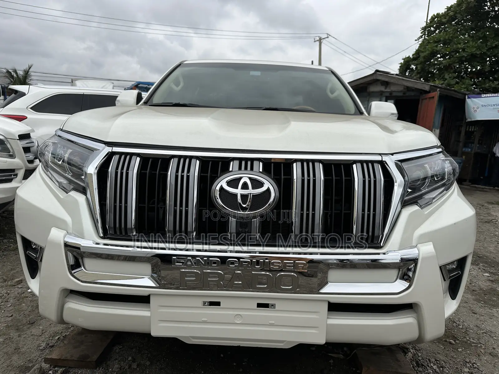Toyota Land Cruiser Prado 4.0 Petrol GX-R 2017 White