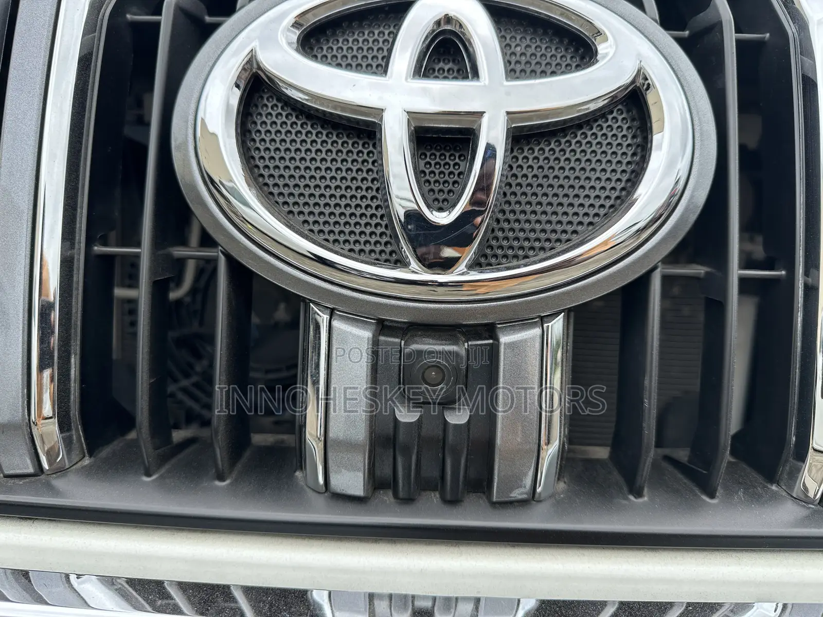 Toyota Land Cruiser Prado 4.0 Petrol GX-R 2017 White