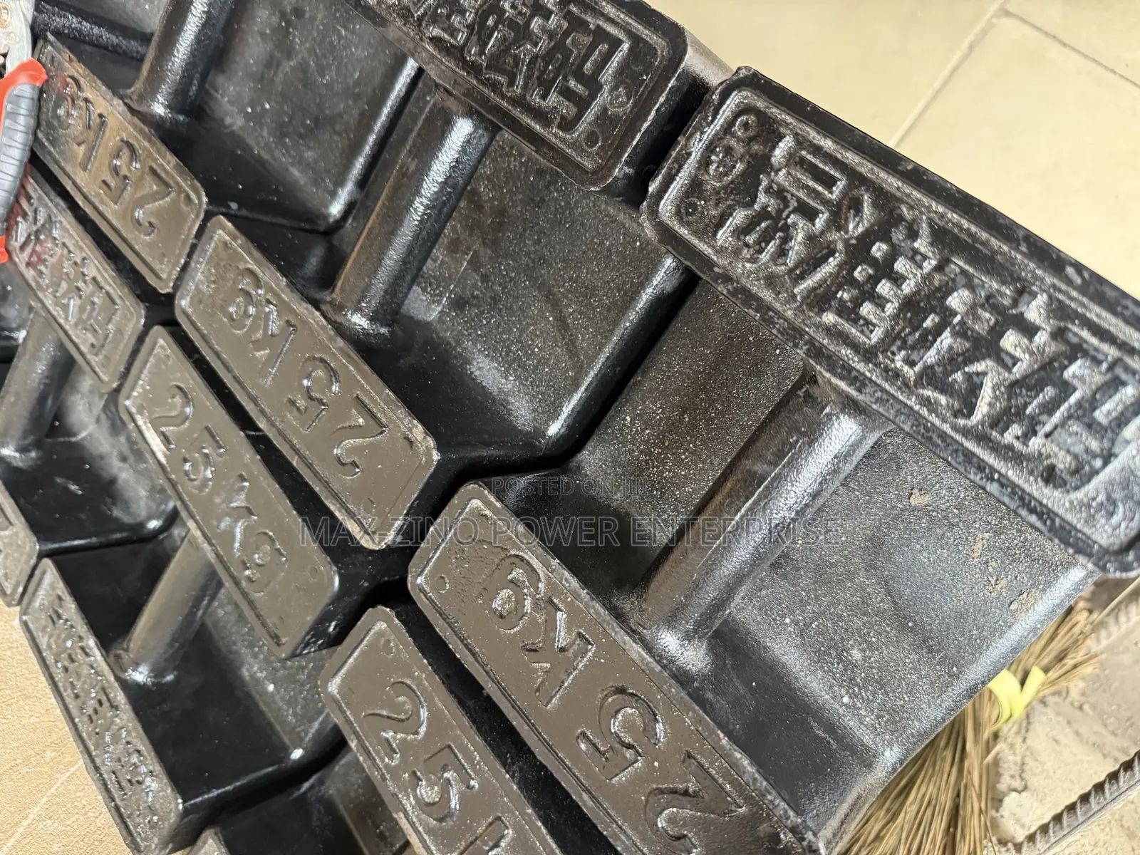 25kg Black Iron Cast Weight Available At Affordable Price