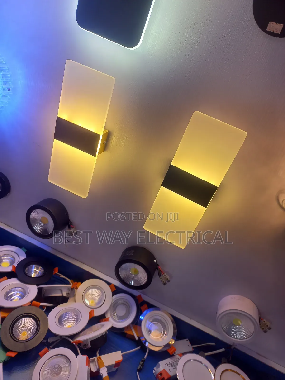 Simple Wall Brackets Light in Abuja