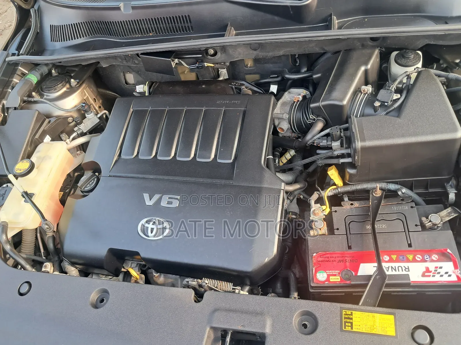 Toyota RAV4 3.5 Limited 2012 Gold