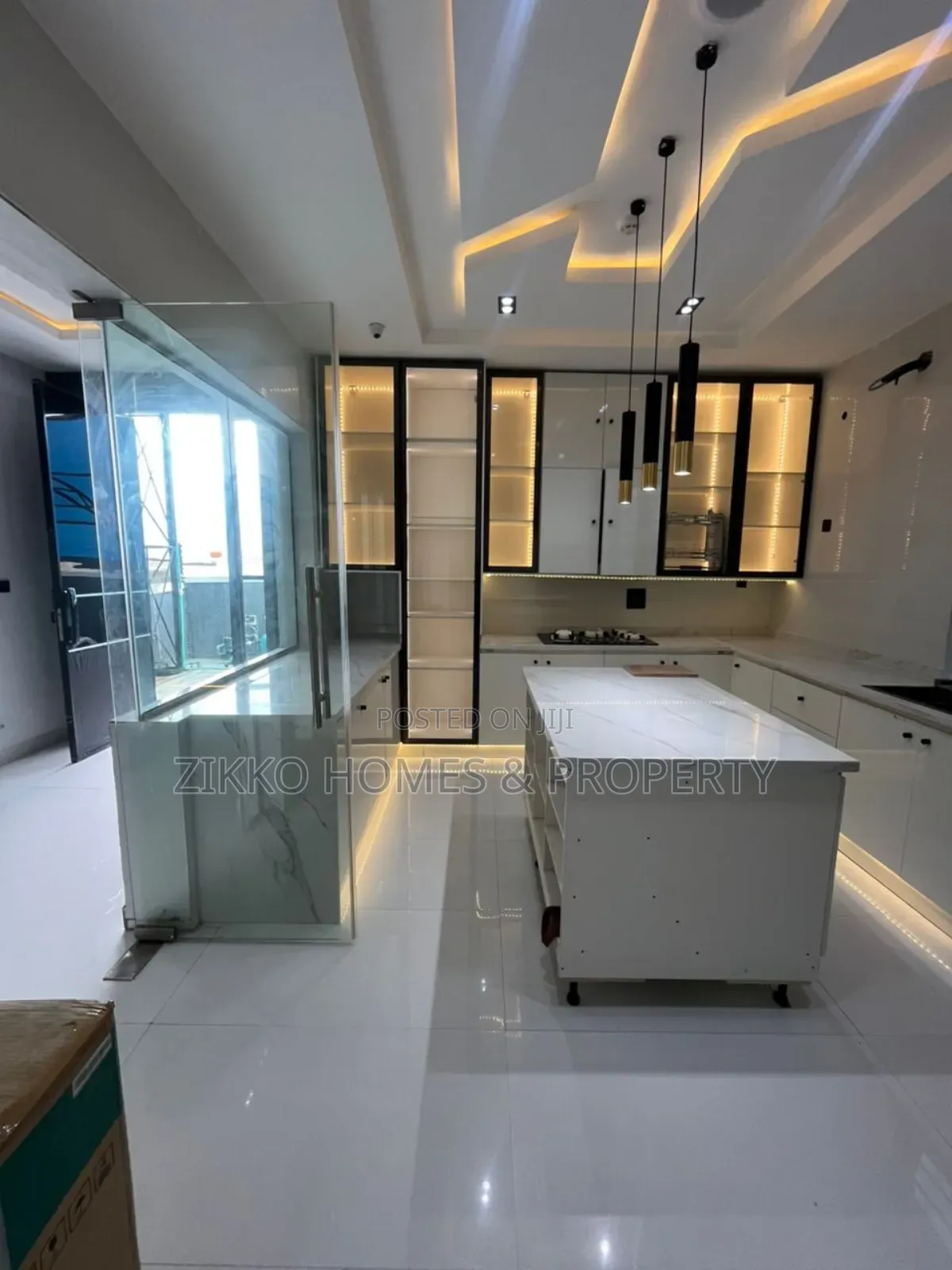 5bdrm Duplex in Ajah, Lekki for sale