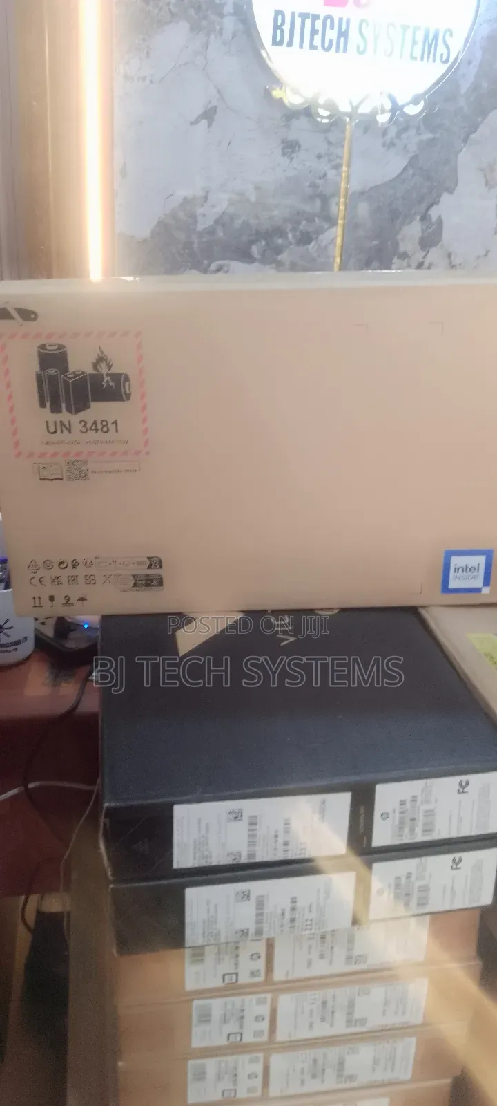 New Laptop HP 240 G9 8GB Intel Core I7 SSD 256GB