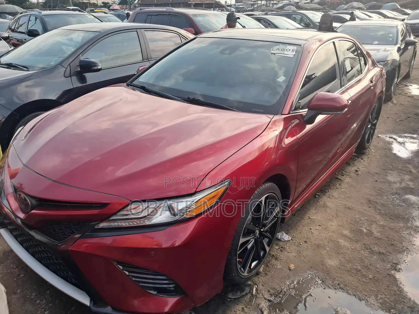 Toyota Camry XSE 4dr Sedan (2.5L 4cyl 6A) 2017 Red