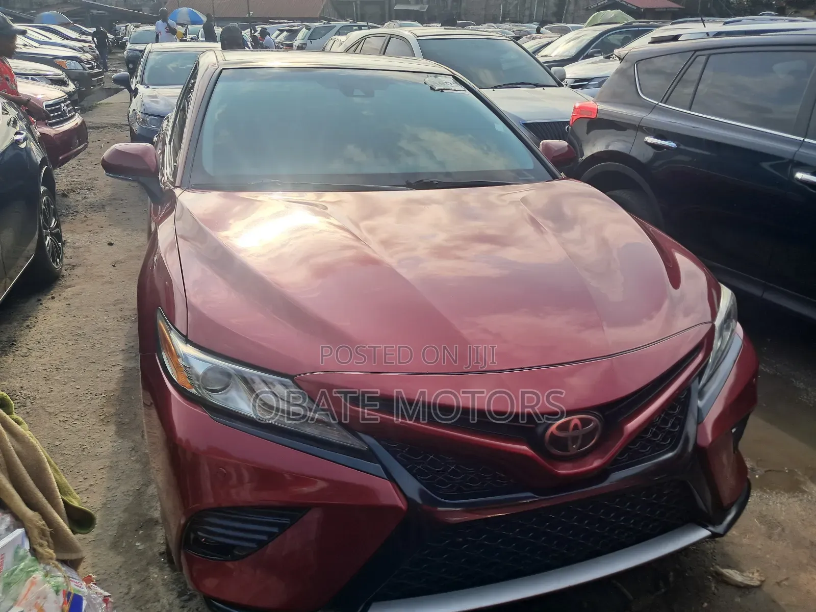 Toyota Camry XSE 4dr Sedan (2.5L 4cyl 6A) 2017 Red
