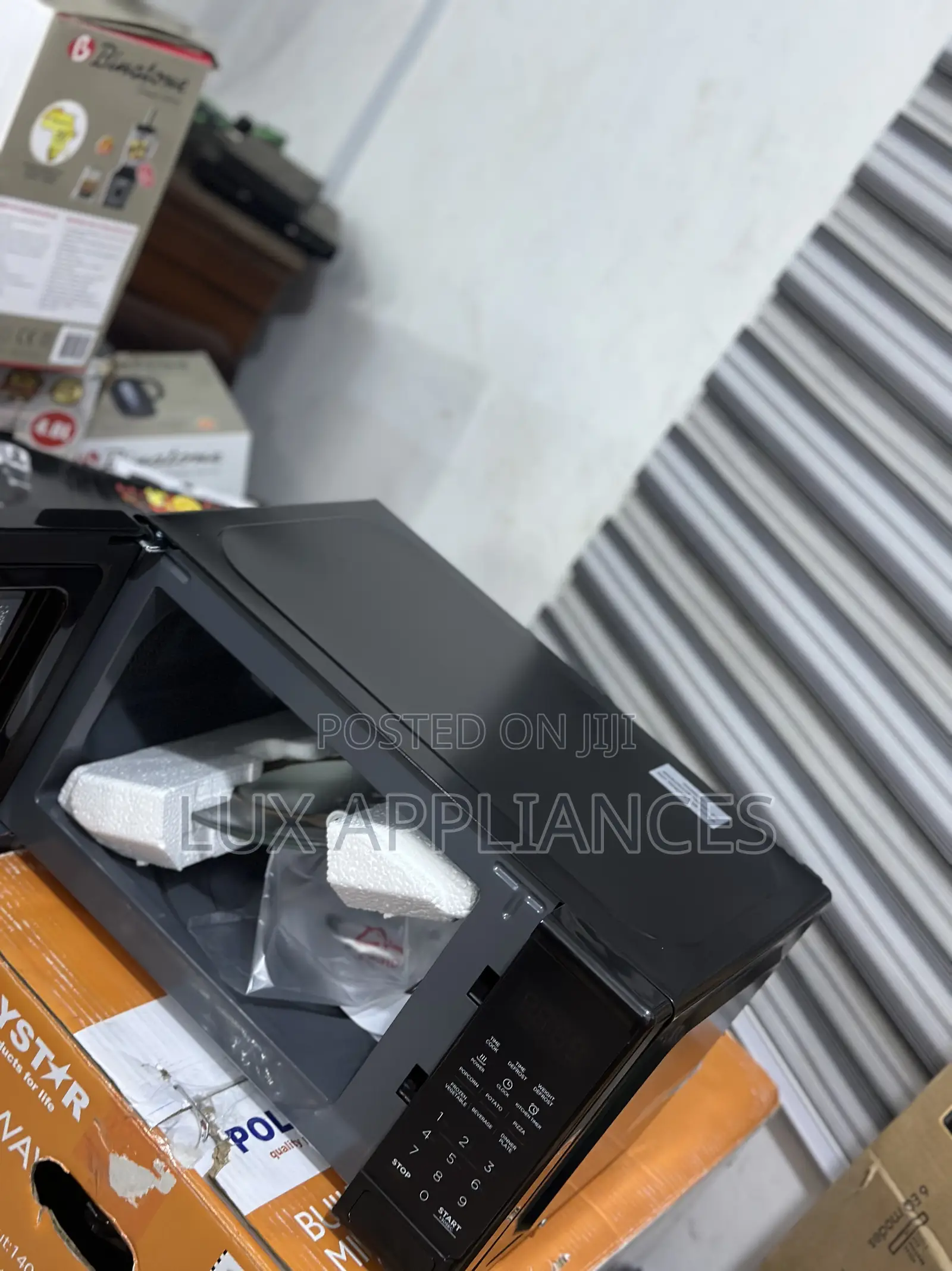 Maxi 20l Everyday Use Microwave Oven Offers a Standard,