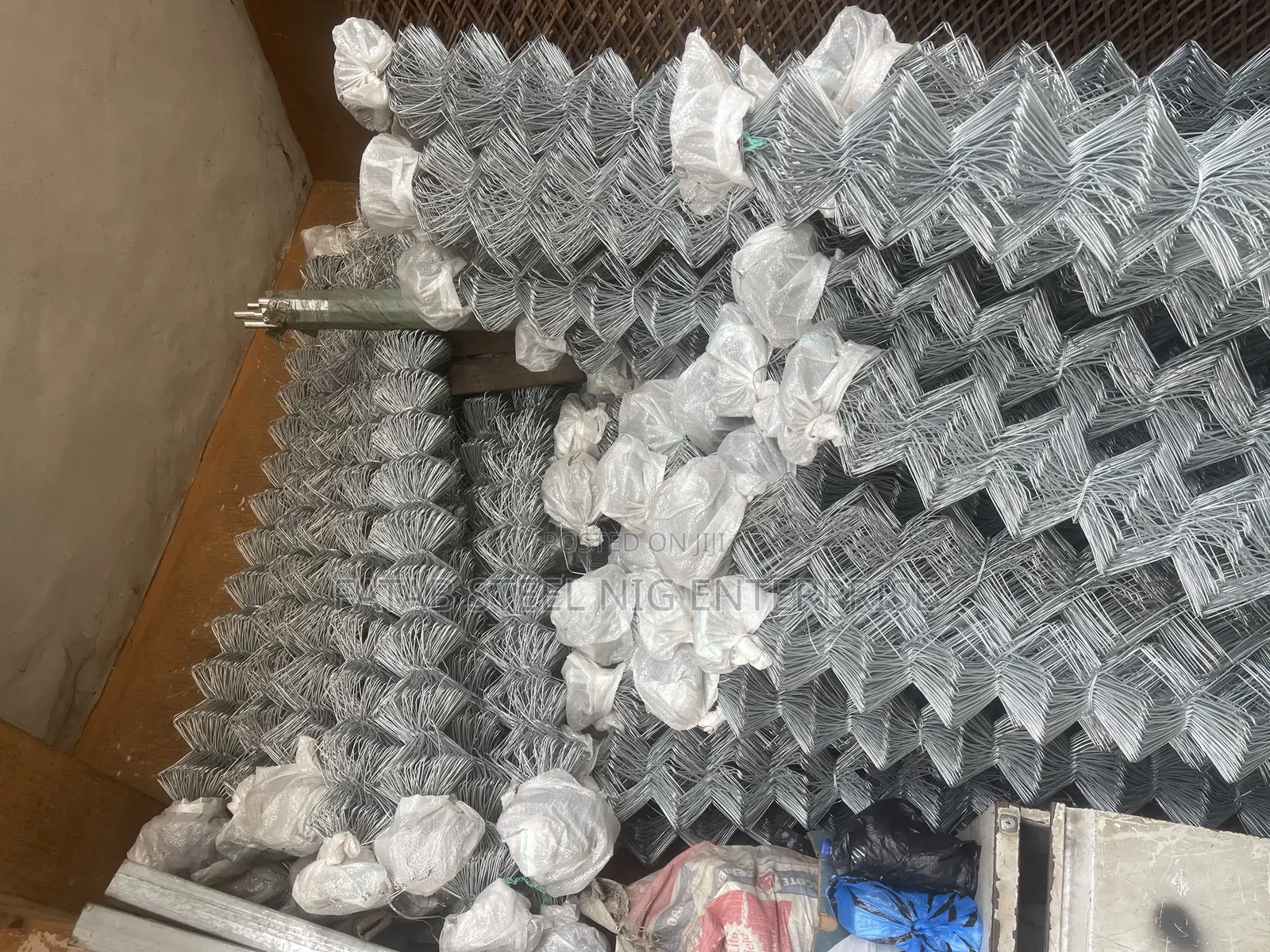 Galvanize Perimeter Fencing Chain Link