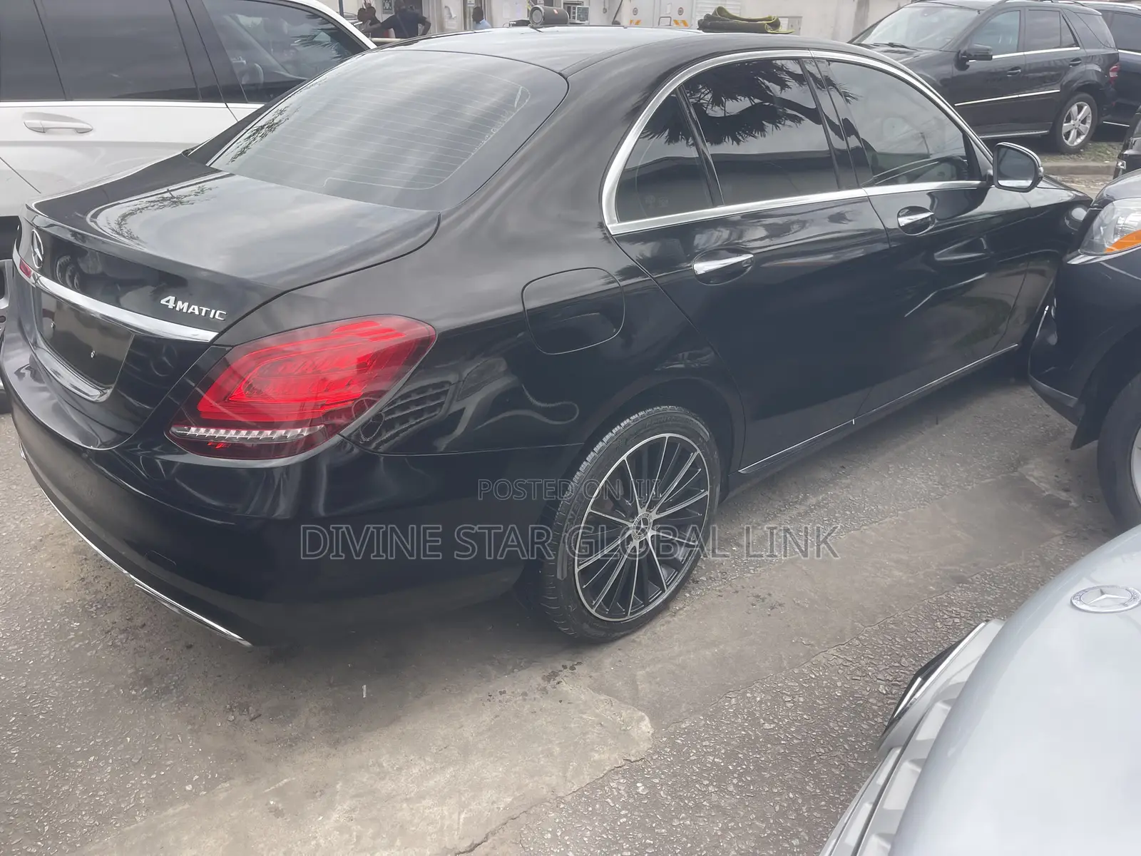 Mercedes-Benz C300 2020 Black