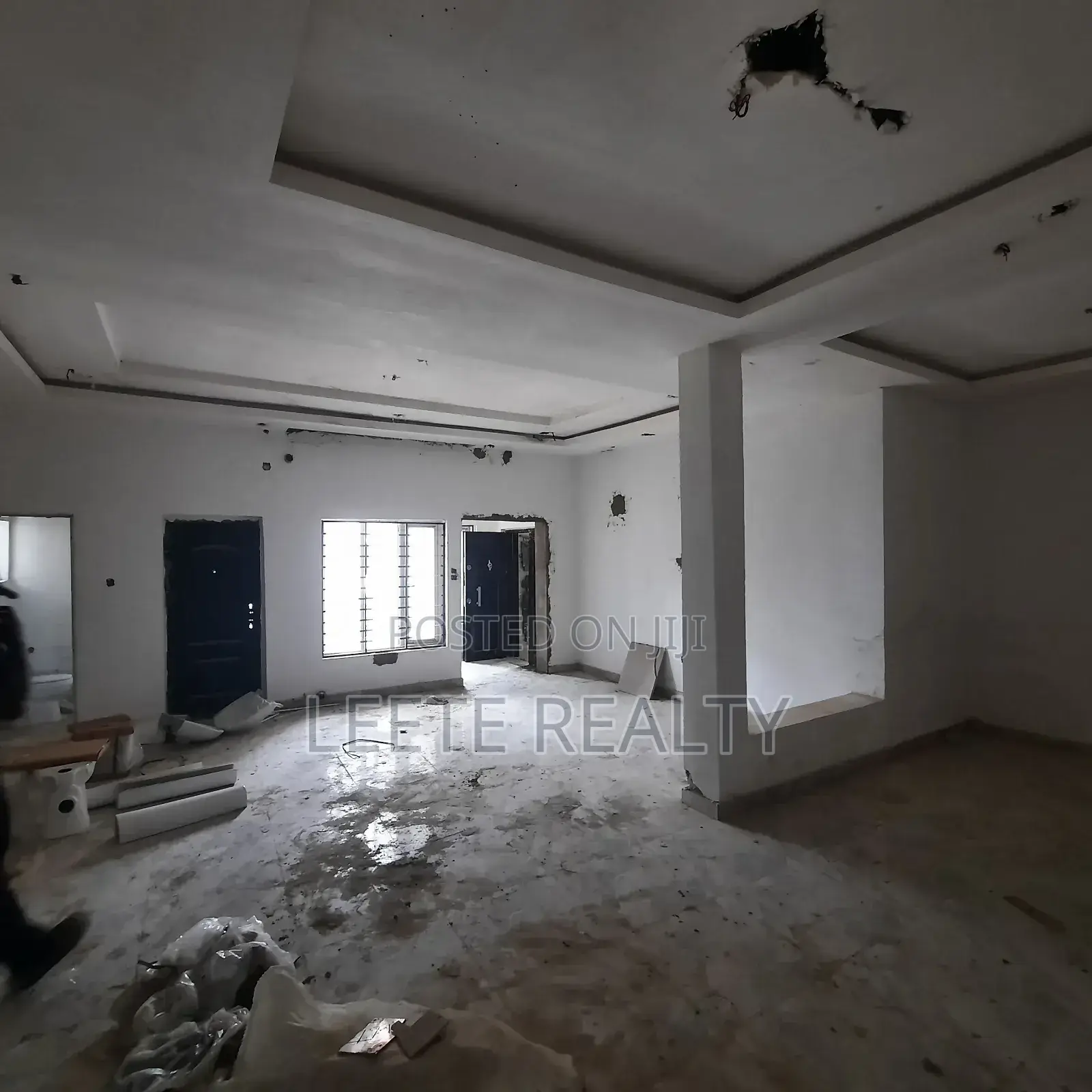Furnished 3bdrm Apartment in Kaura for sale