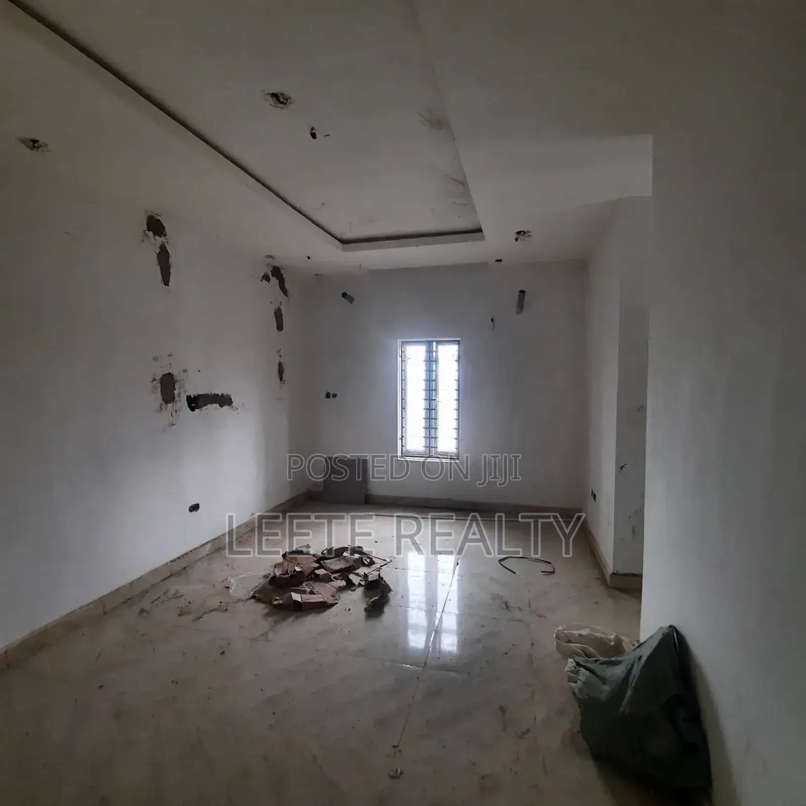 Furnished 3bdrm Apartment in Kaura for sale