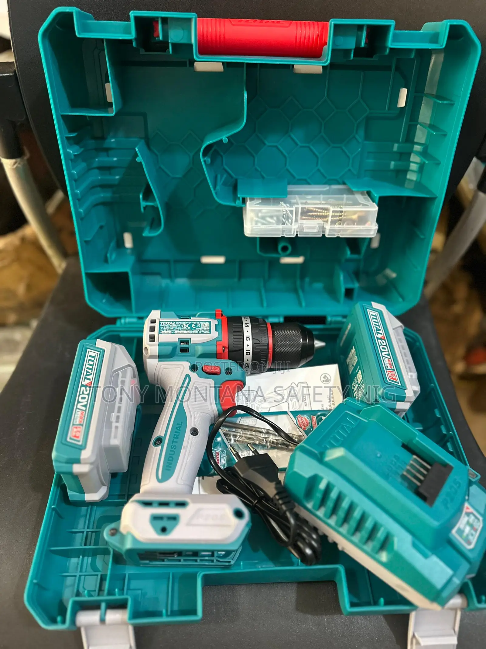 Total 20v Cordless Drilling Machine