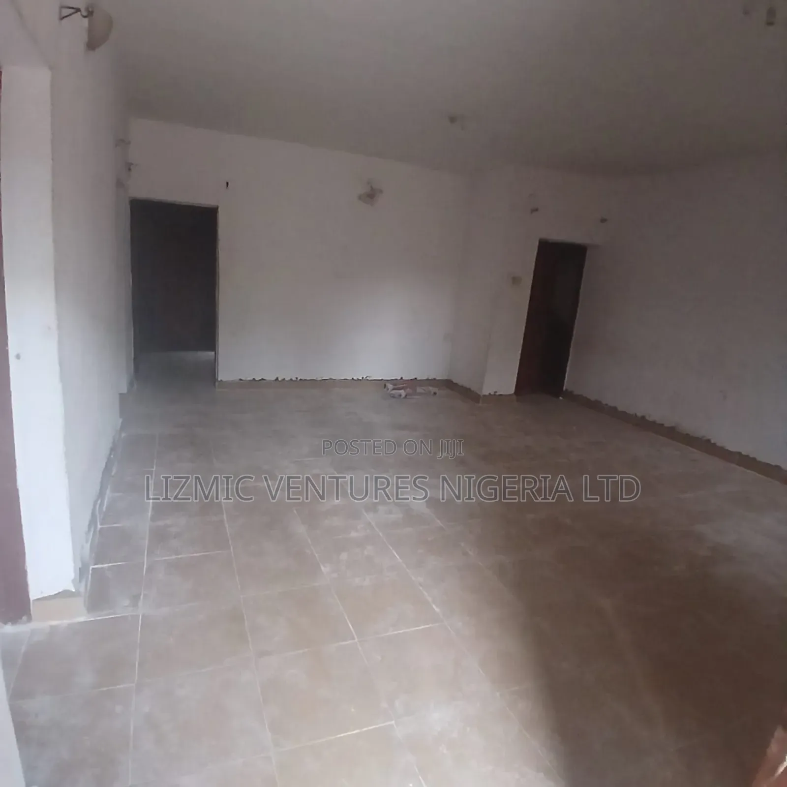 3bdrm Apartment in Agric Road, Igando / Ikotun/Igando for rent