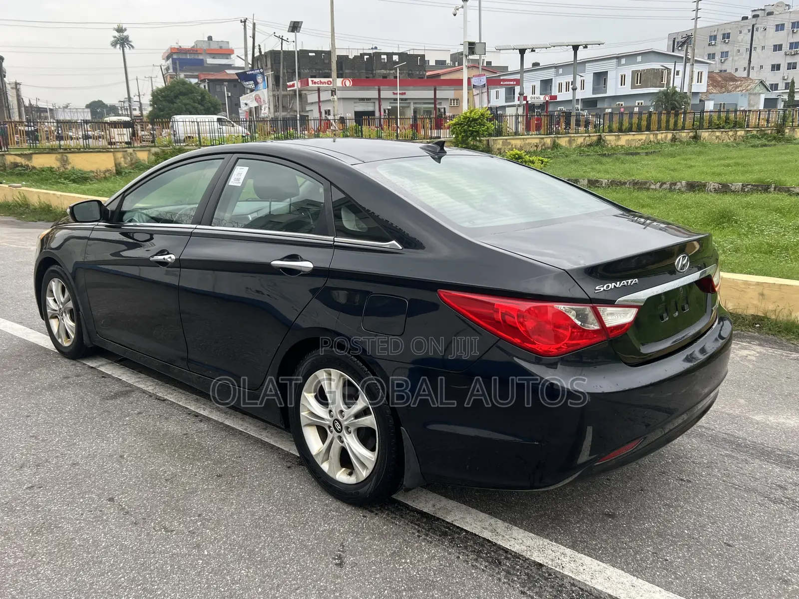 Hyundai Sonata Limited Sedan FWD (2.4L 4cyl 6A) 2013 Black
