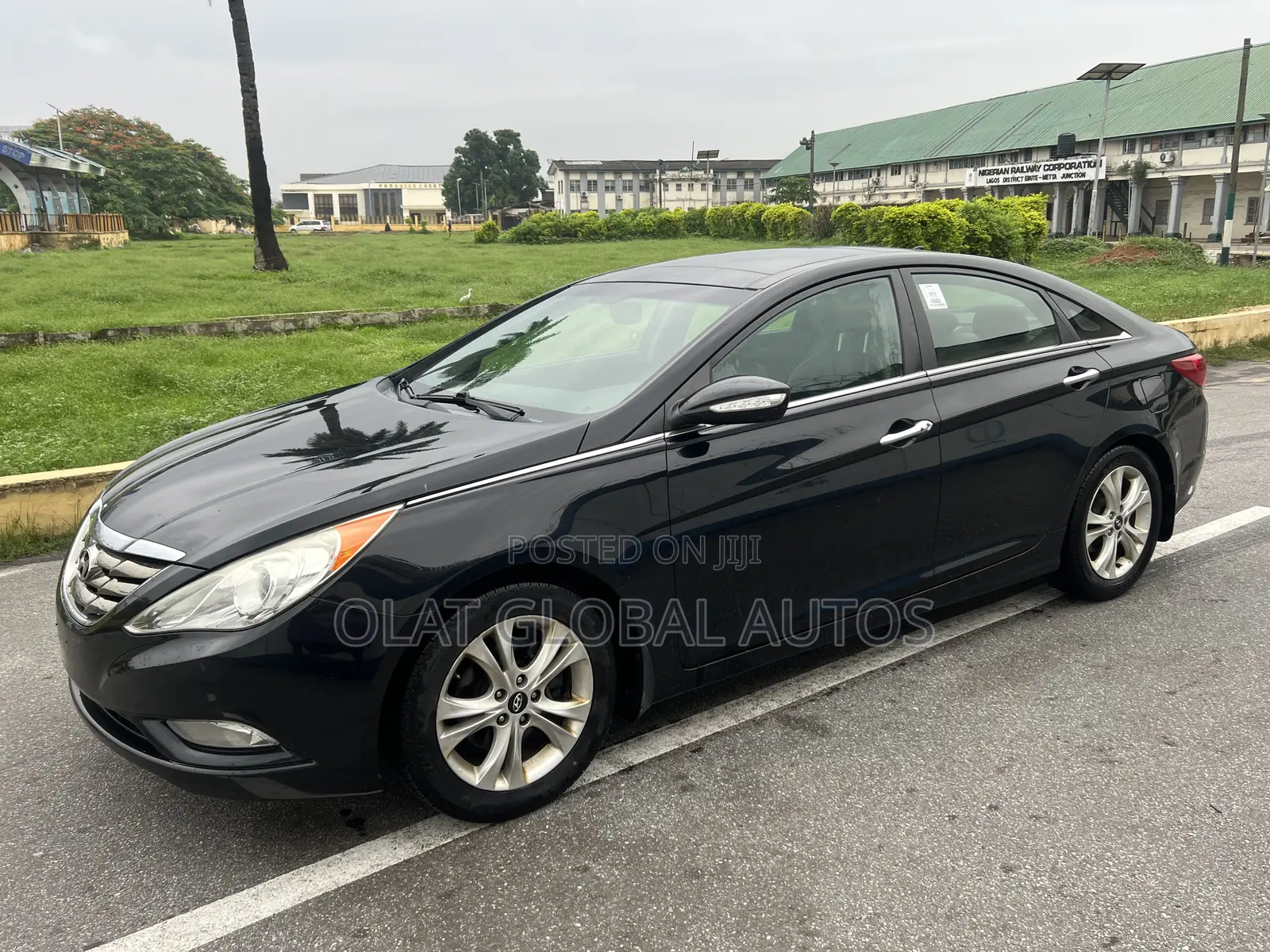 Hyundai Sonata Limited Sedan FWD (2.4L 4cyl 6A) 2013 Black