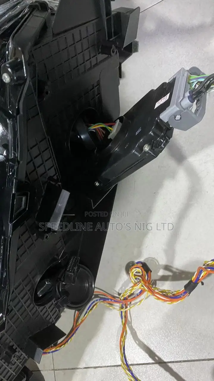 Complete Set Of Head Lamps Lexus Lx570 2018/2020 Double Changer